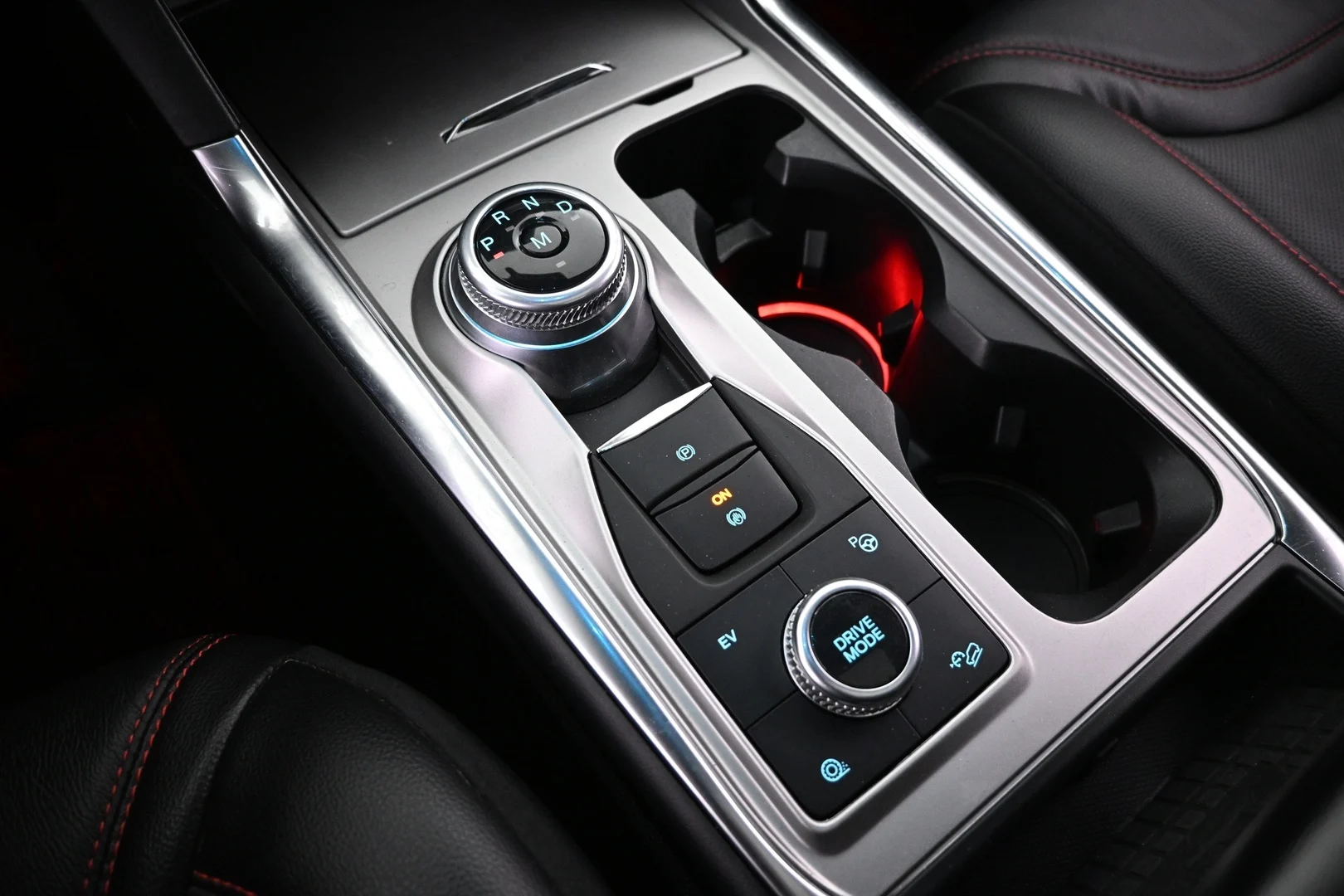 Car Image - 2CHpwiOdDip4zCiEL17fH7