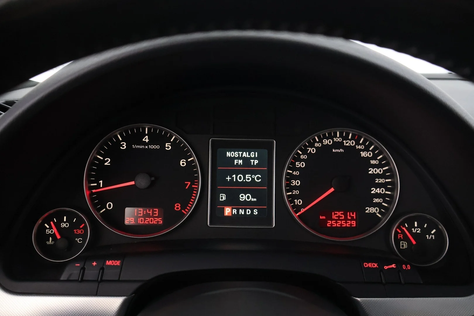 Car Image - 5h3MBOPGwTpGnFZCUZB6m9