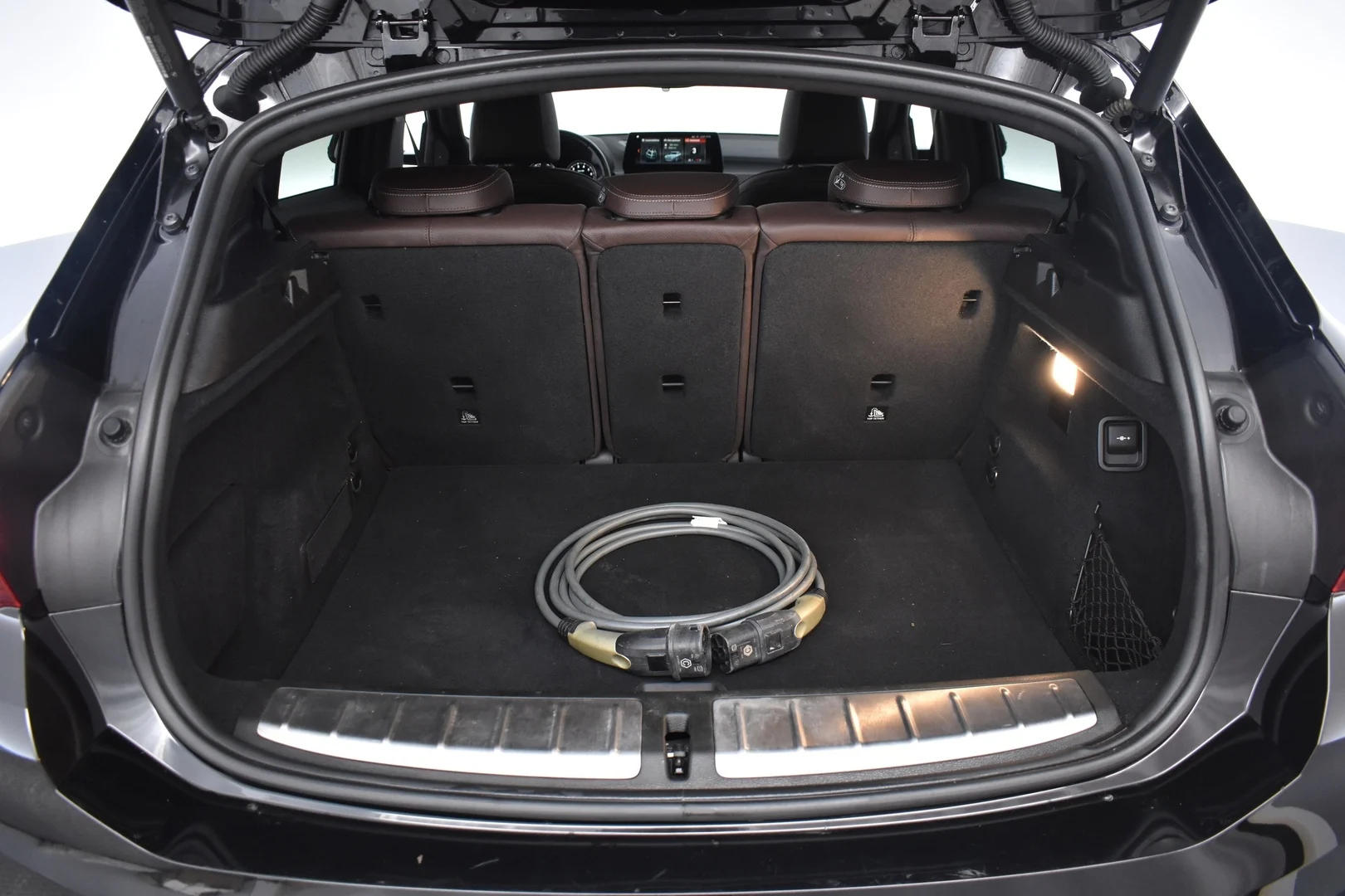 Car Image - kyrYybRT6tqwqqcFAgM7n