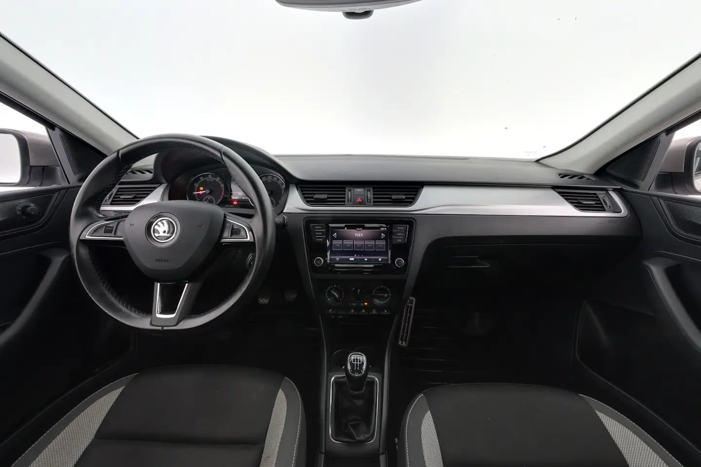 Car Image - 382ZAbqV9uz6stsAMgypEJ