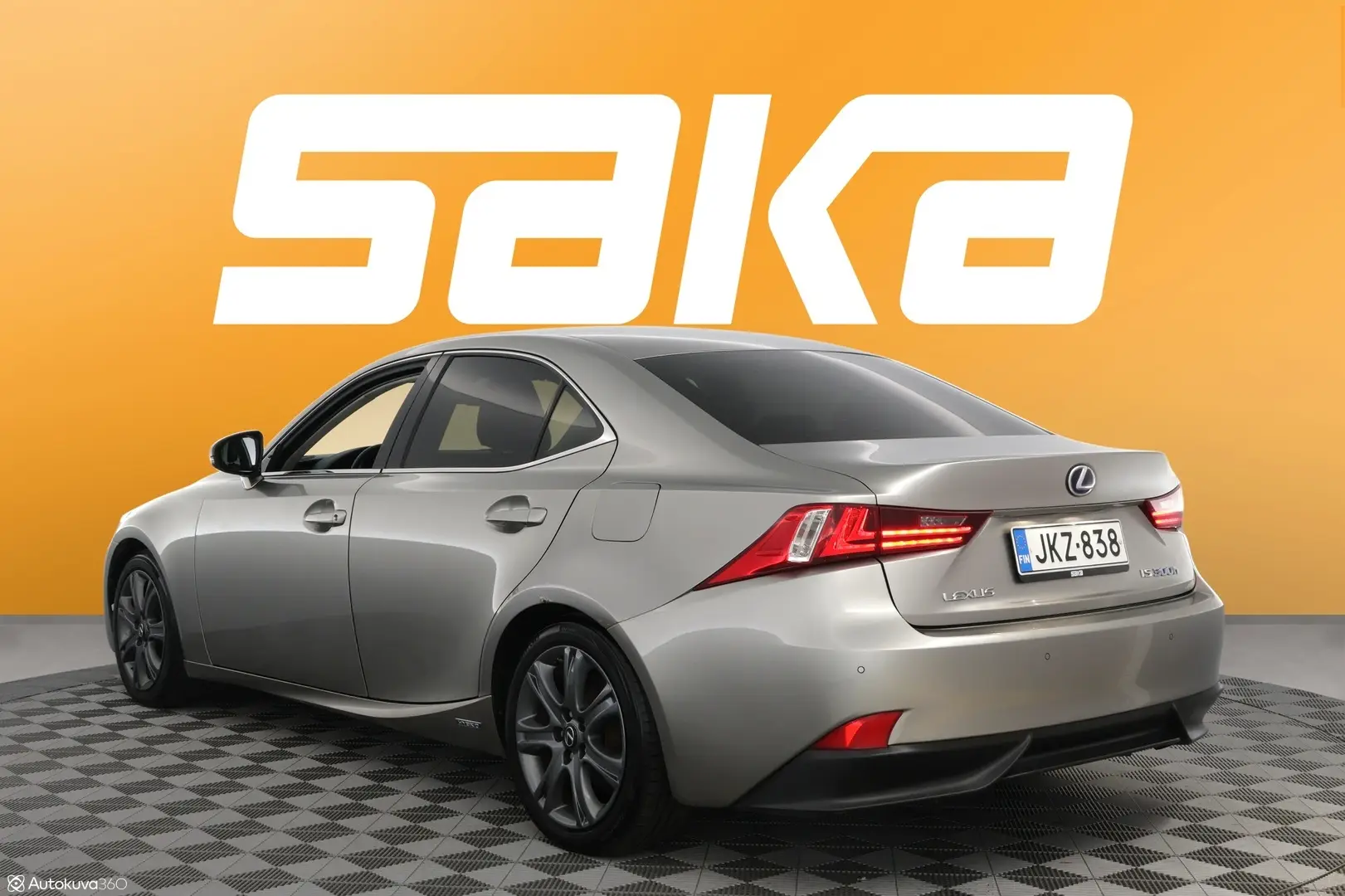 Car Image - 4lfQB3mO3gS1PAb1aFEYYR