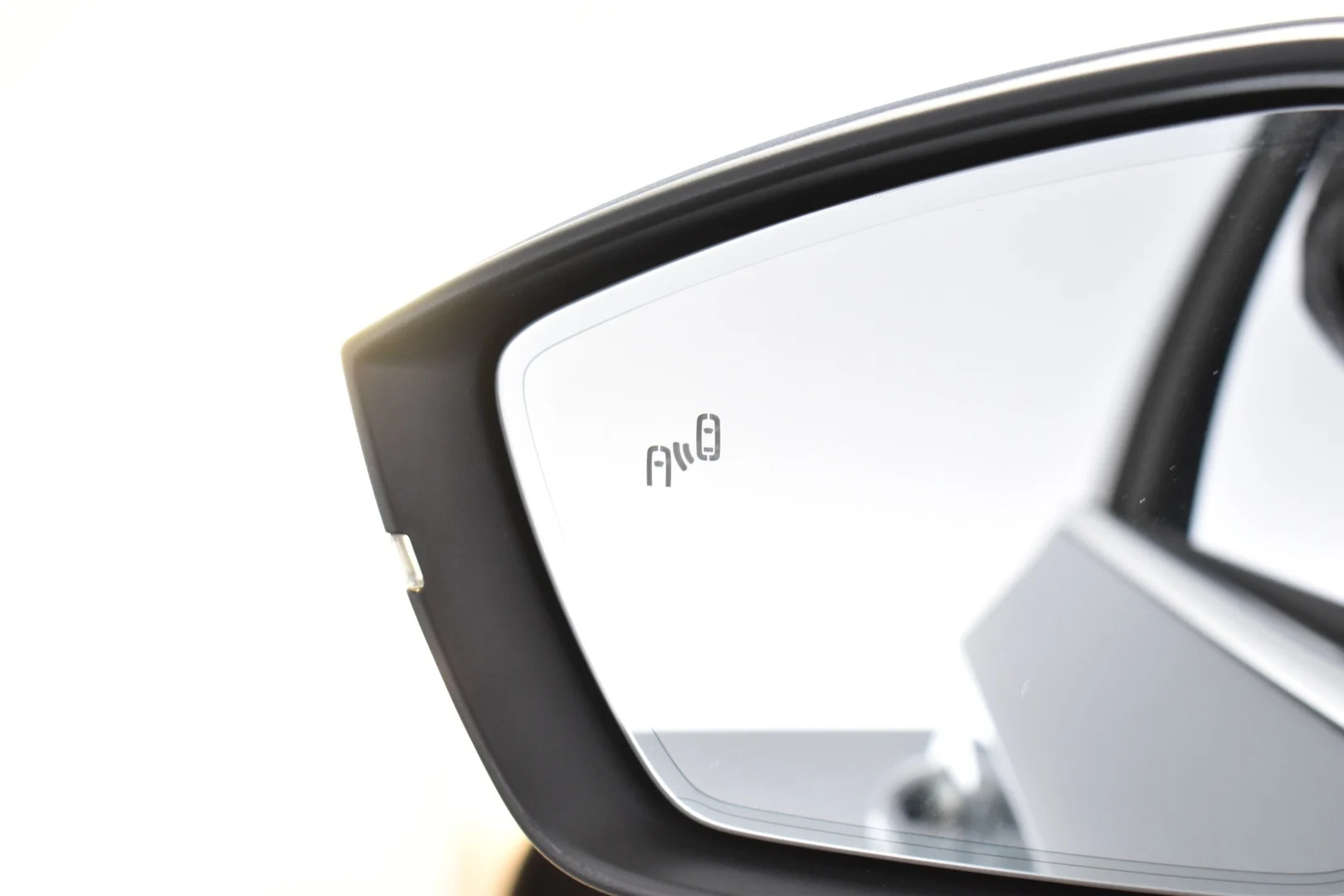 Car Image - 11r9cGRcOYx46RbP37CAw2