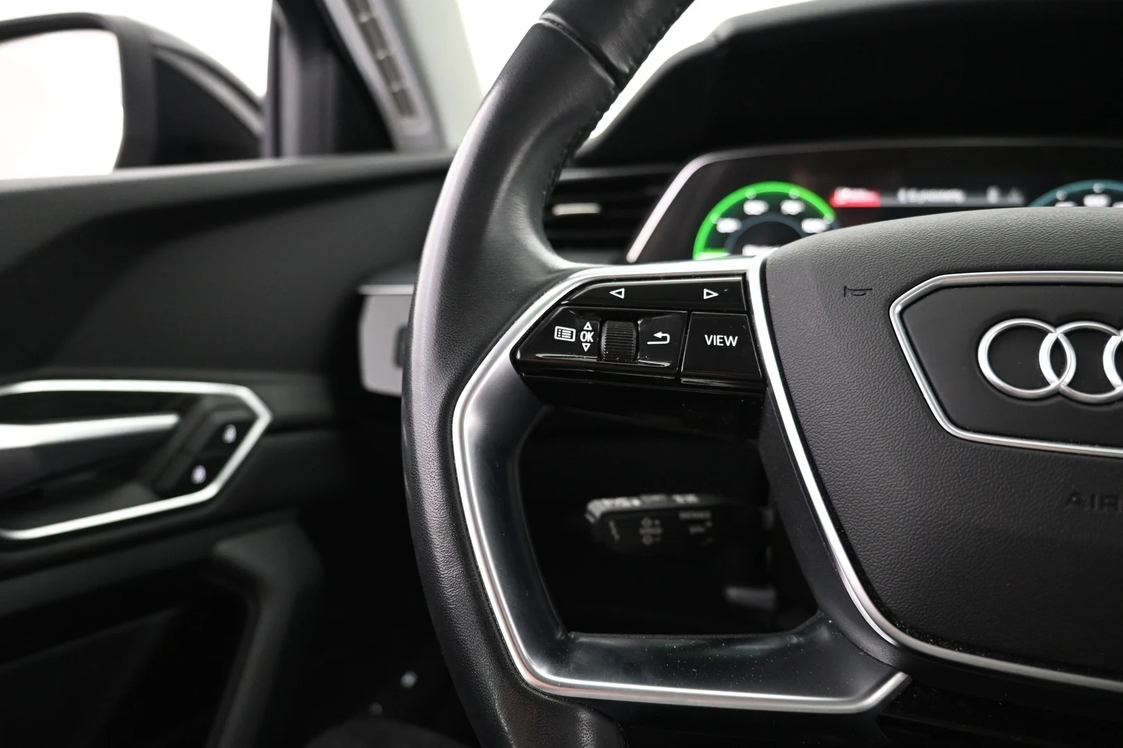 Car Image - 4aiLQrlfhmp1u55onXoaTu