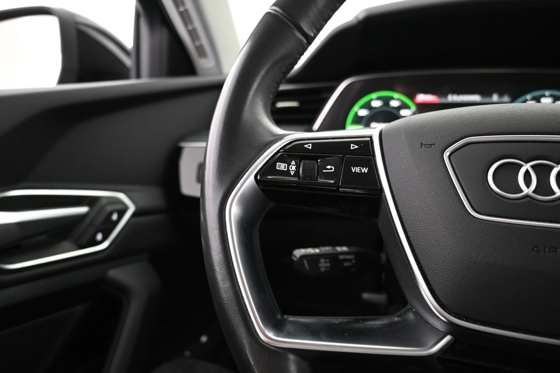 Car Image - 4aiLQrlfhmp1u55onXoaTu