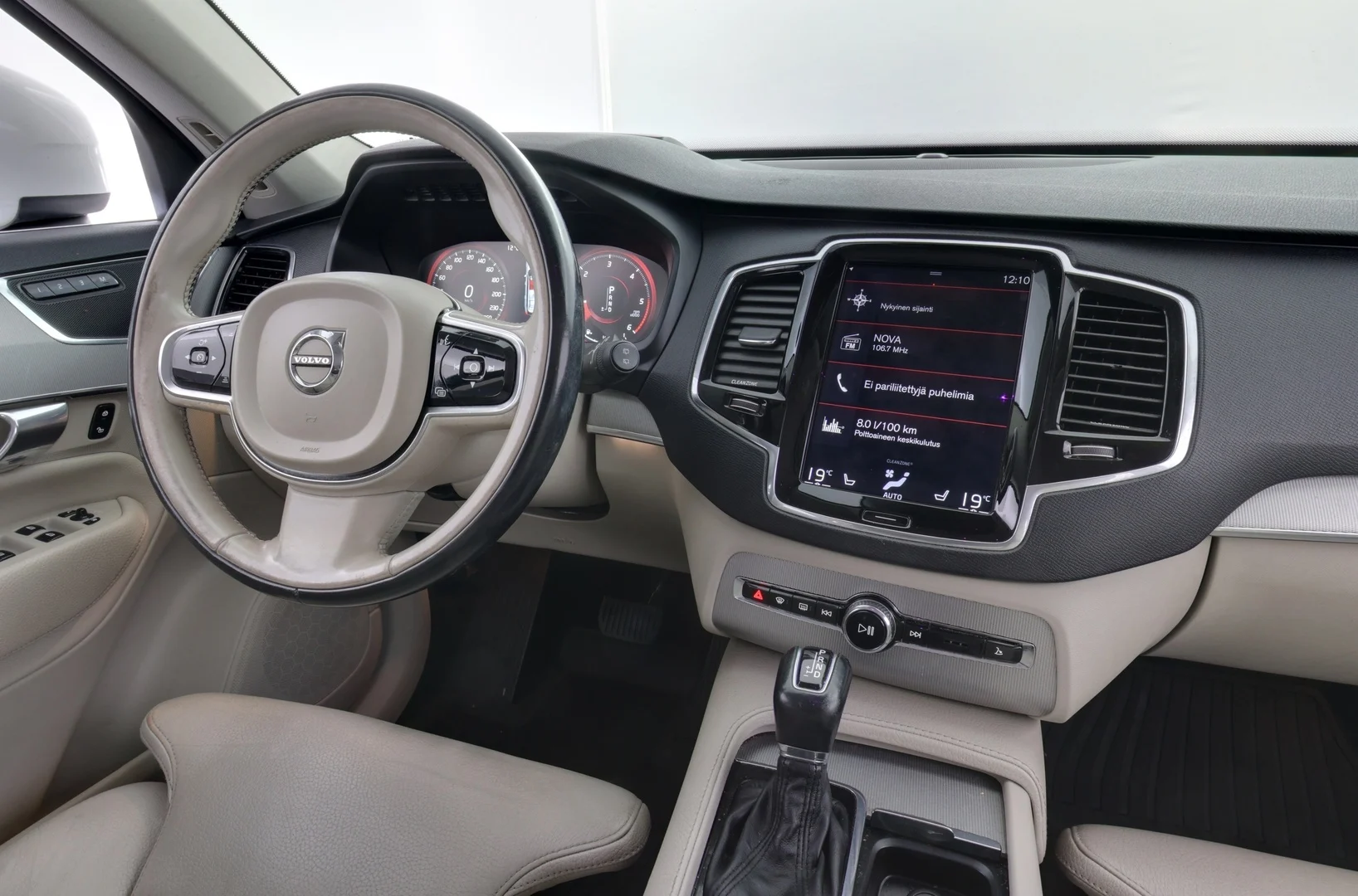 Car Image - 42MOx87zFAZFzofnKQYz5i