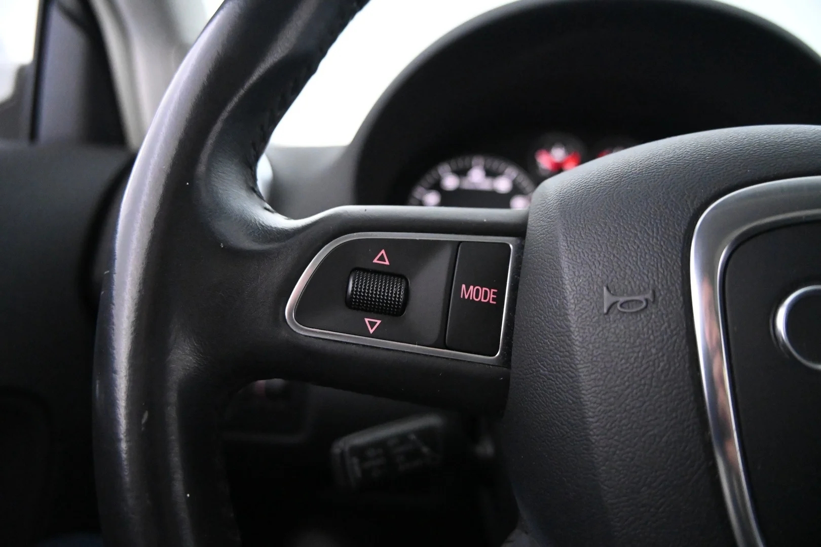 Car Image - 5ZIzuLQPi3T5QCDavSMhWh