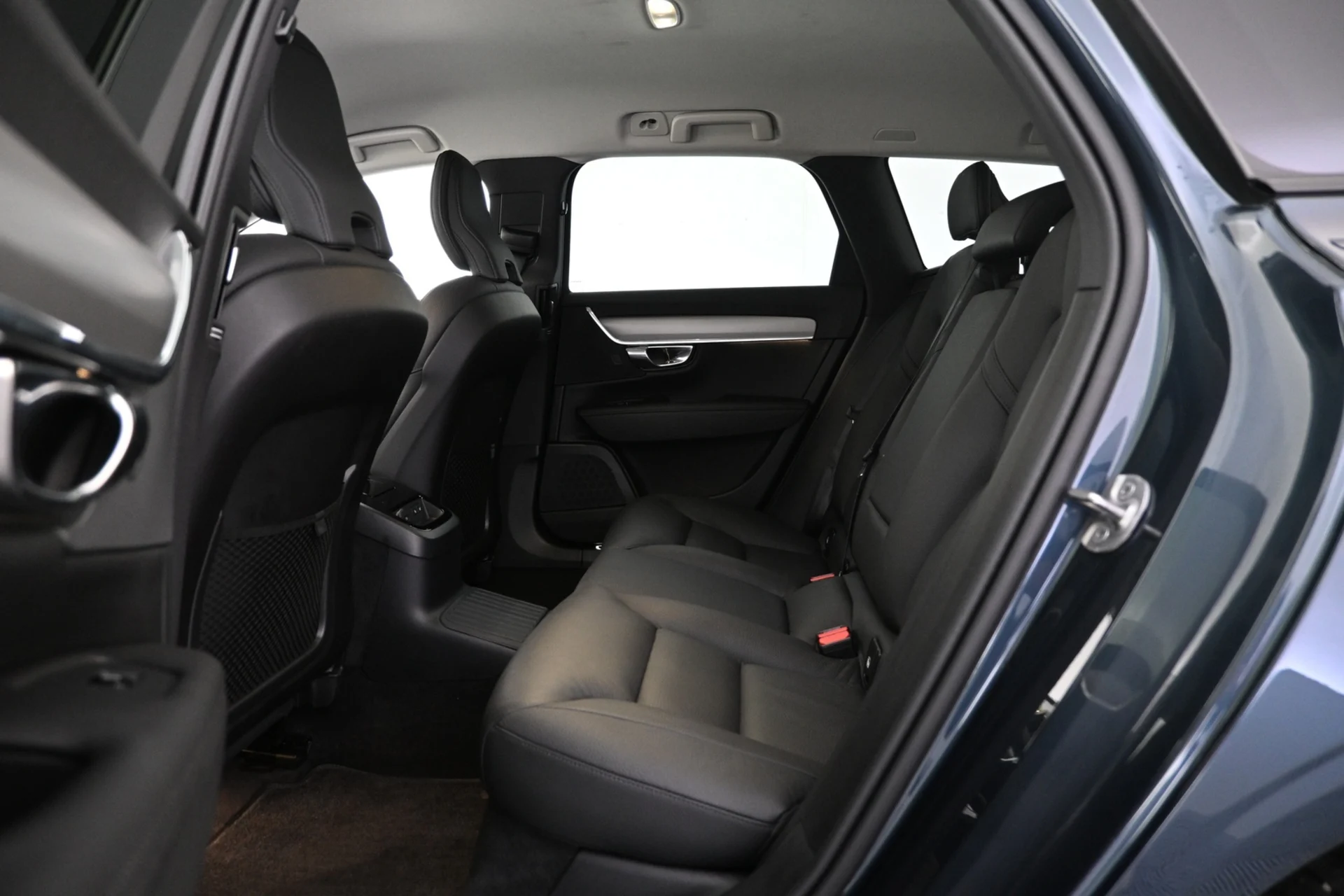 Car Image - 4zgQuiHN1kgFM68V7cxYu9