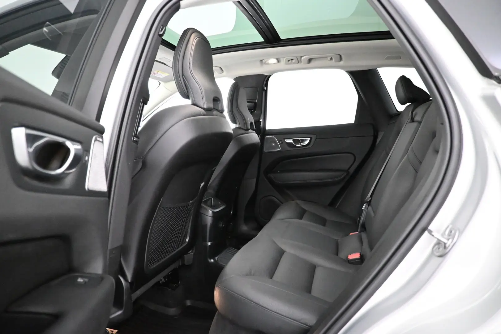 Car Image - 3jzXZOlyAUEHqXR9GJkiKW