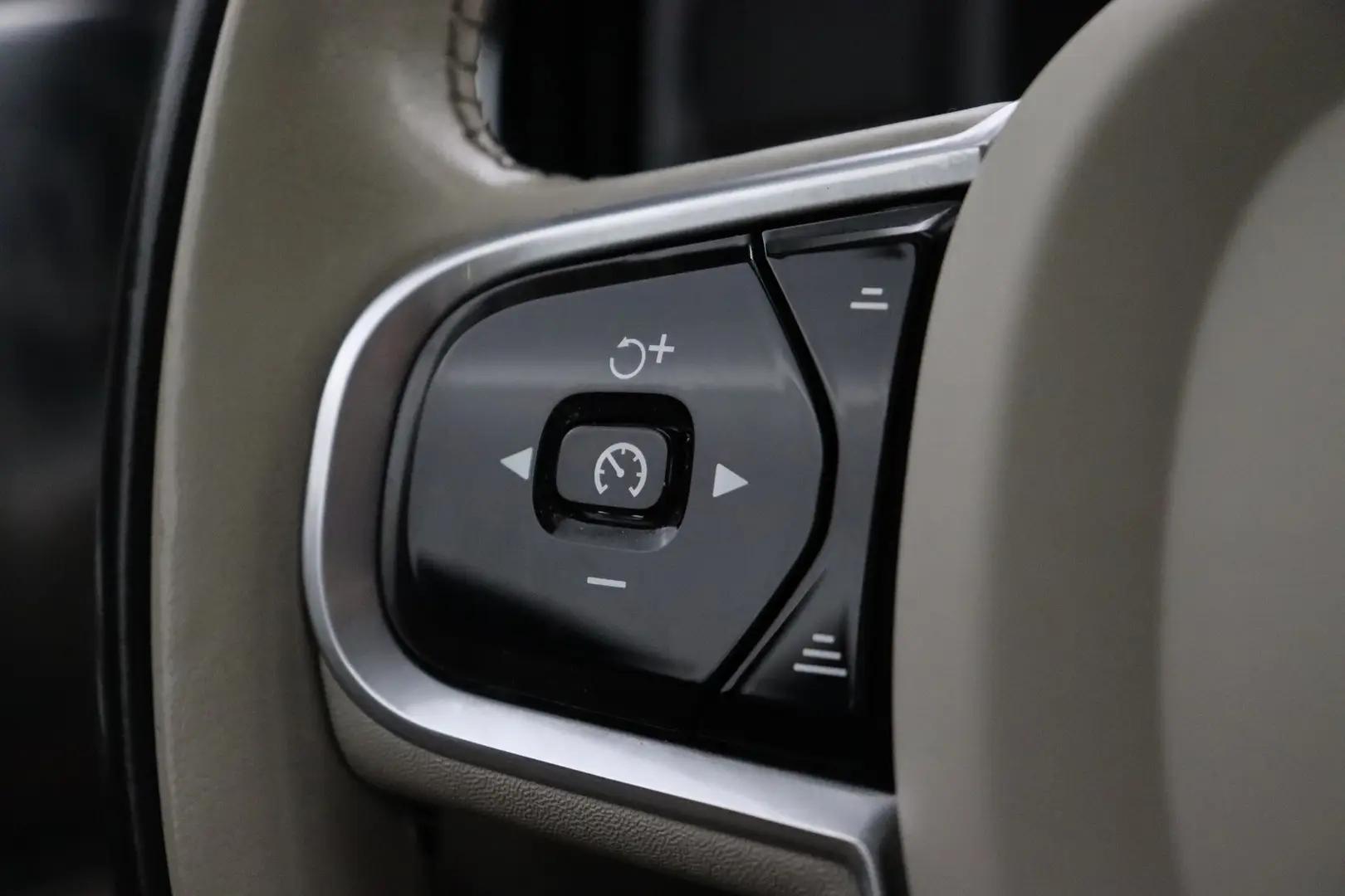 Car Image - vckqXNN4l2LlOgx9PRXHc