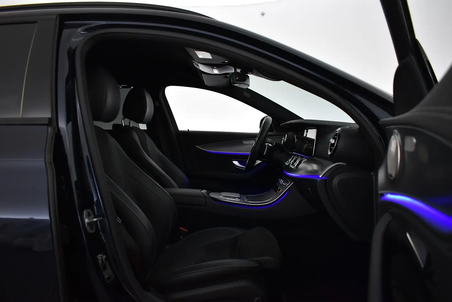 Car Image - 4TrZY1HNbcJzVWGXJt6sdn
