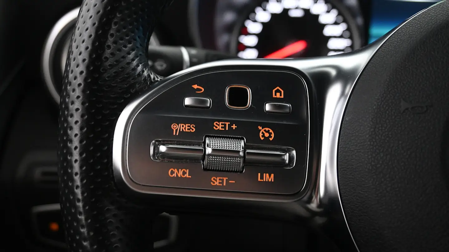 Car Image - 7rFEK9vikjW2GrqC8EaVQC