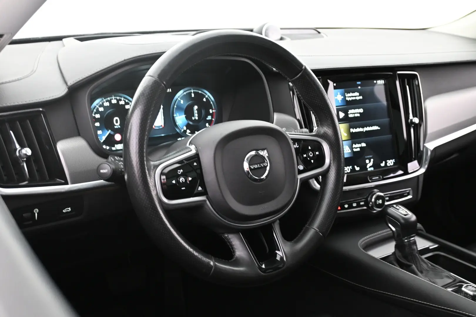 Car Image - 77U1GpAtmasqKry9eFQ1eU