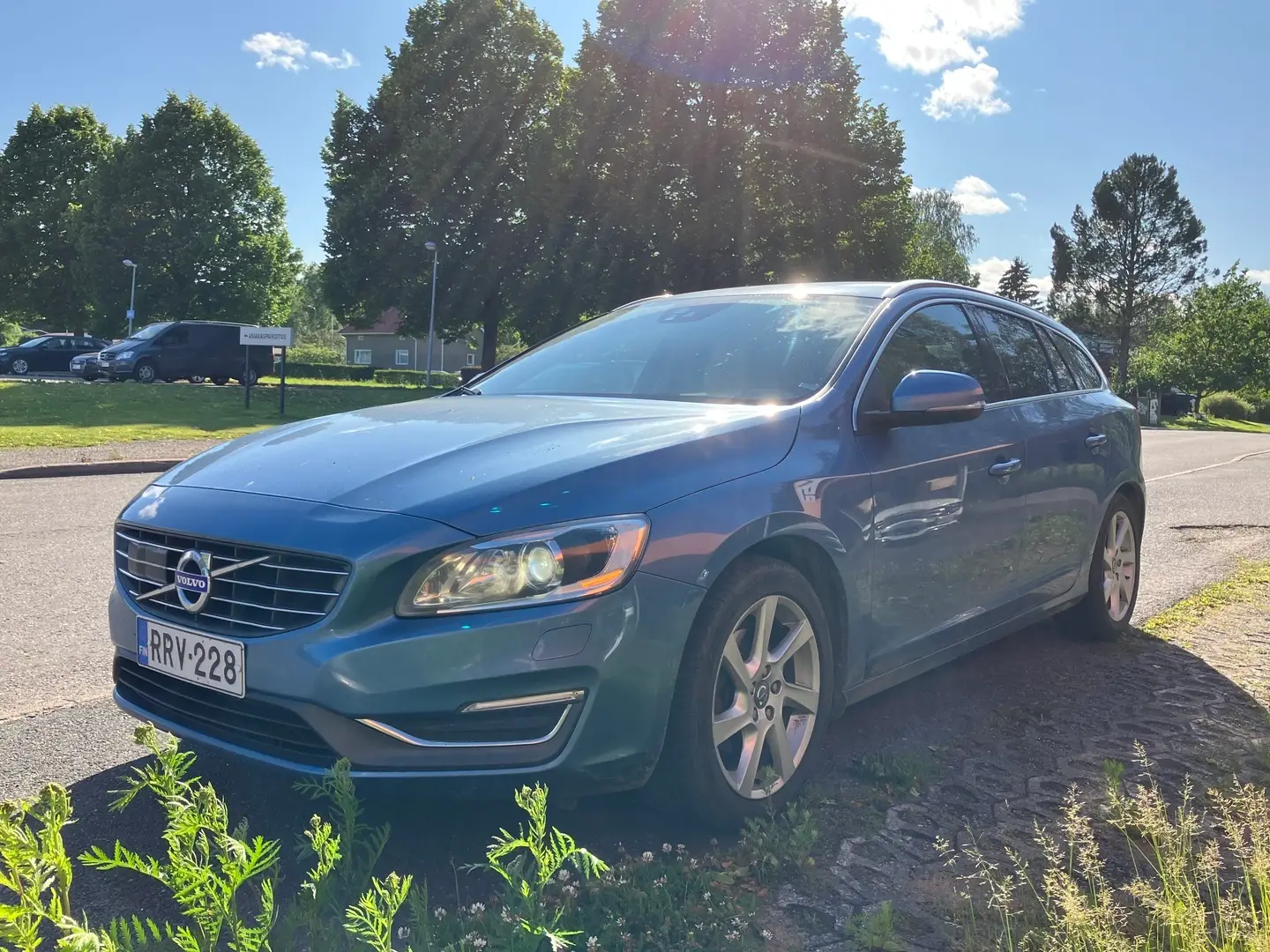 Car Image - 6FwAE0bYVEdwKum0TiQvvt