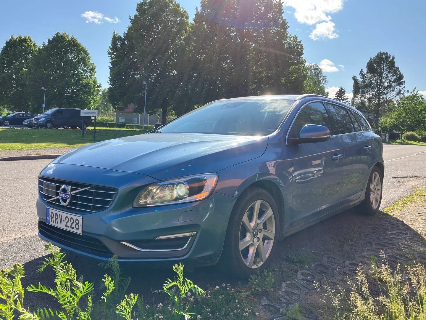 Car Image - 6FwAE0bYVEdwKum0TiQvvt