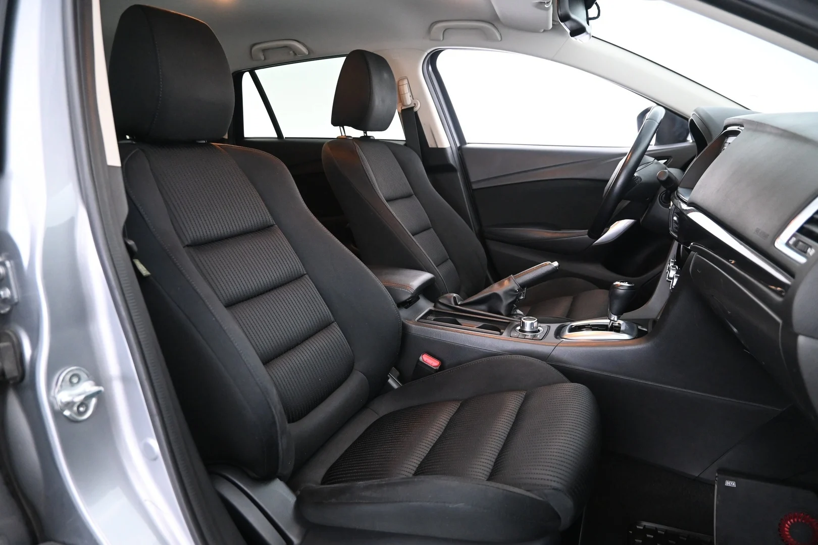 Car Image - 1U6e0tCref4gY6HSWURe5r