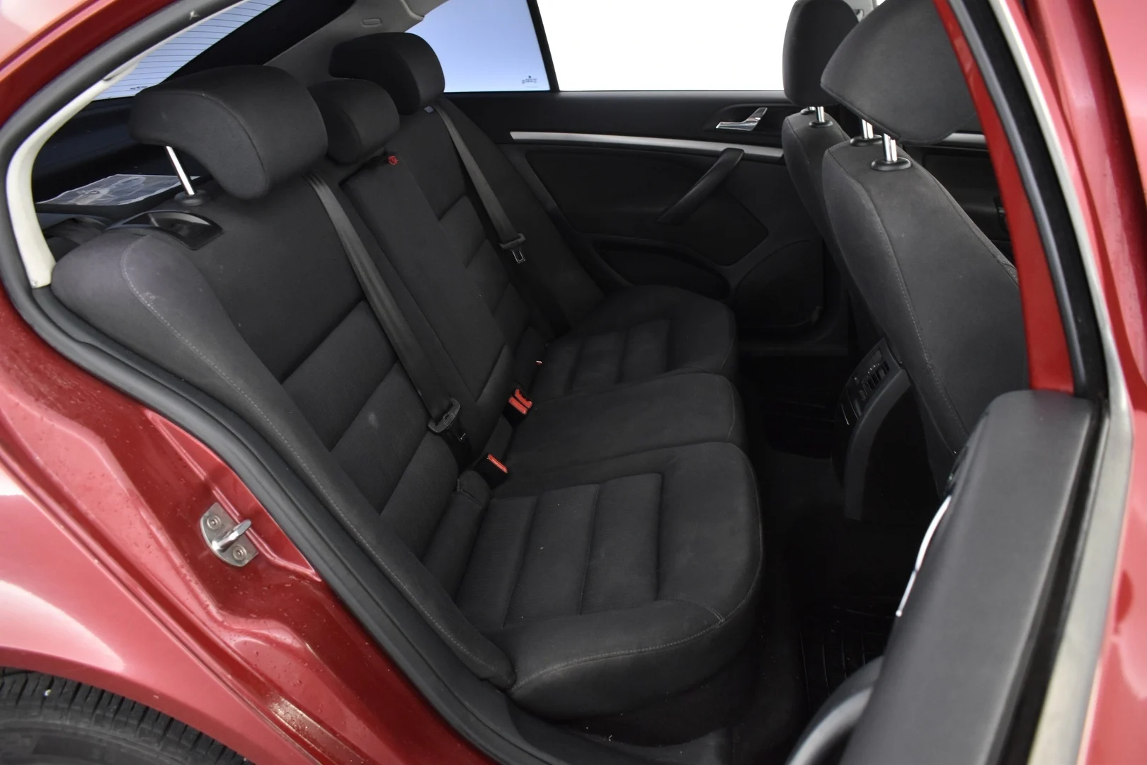 Car Image - 1UxU6LSHITIcvP2uDx2cWR