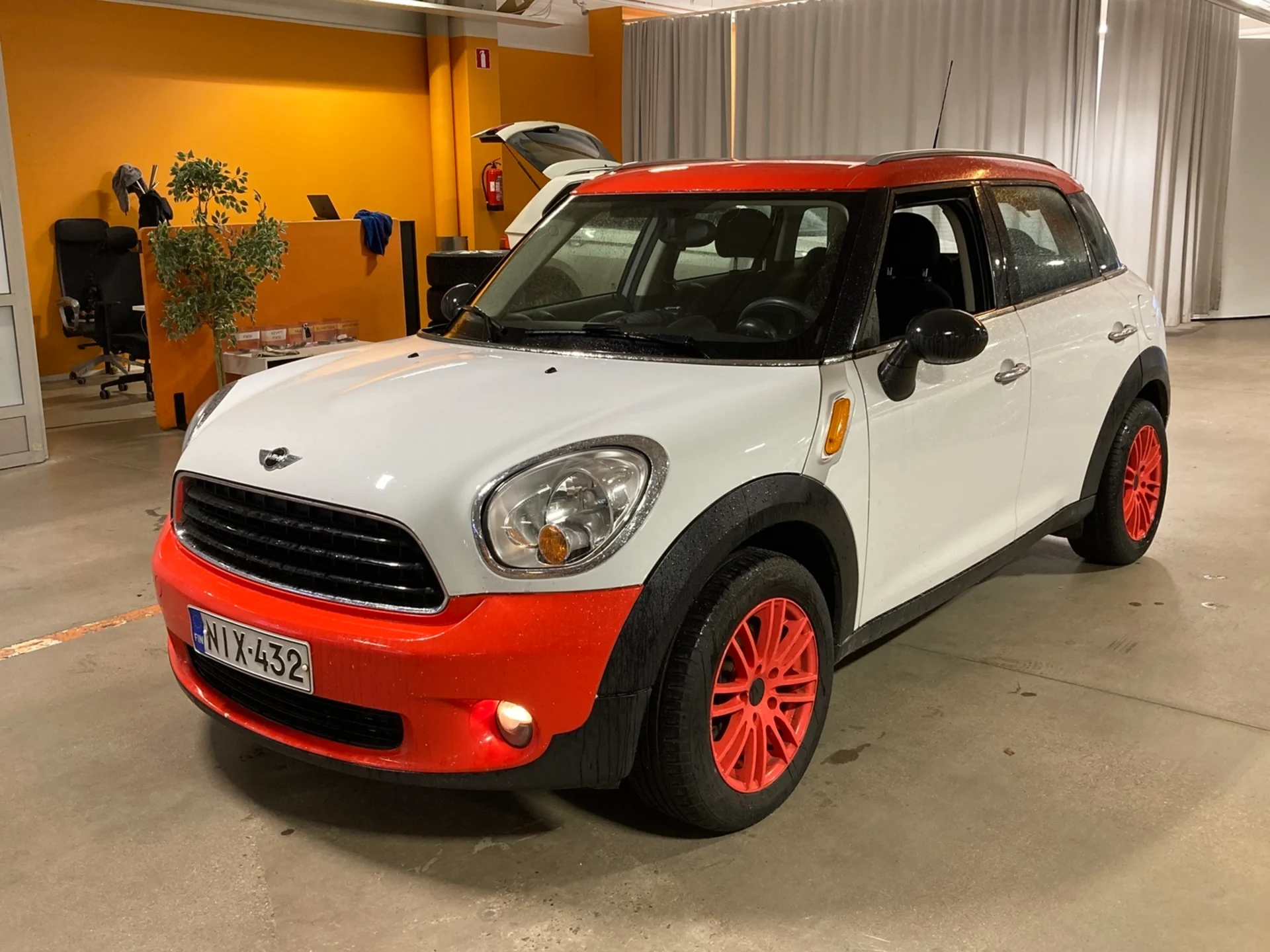 Car Image - 1OVpKqQCakhQtzO3jw8Ui9