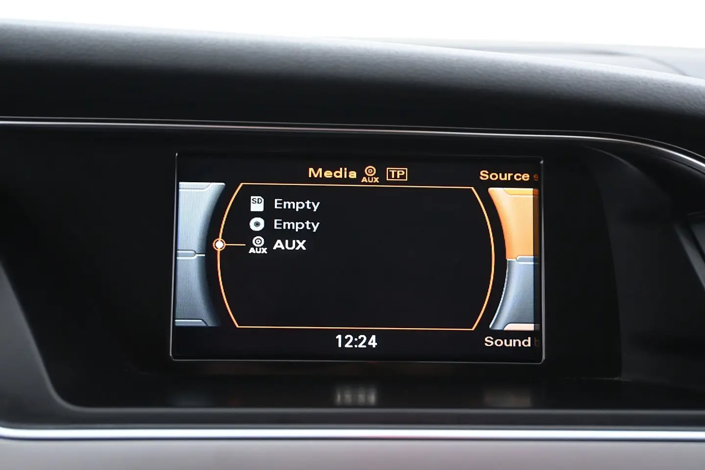 Car Image - 3d0oPXRVwC9kZD5oR6Y4dM