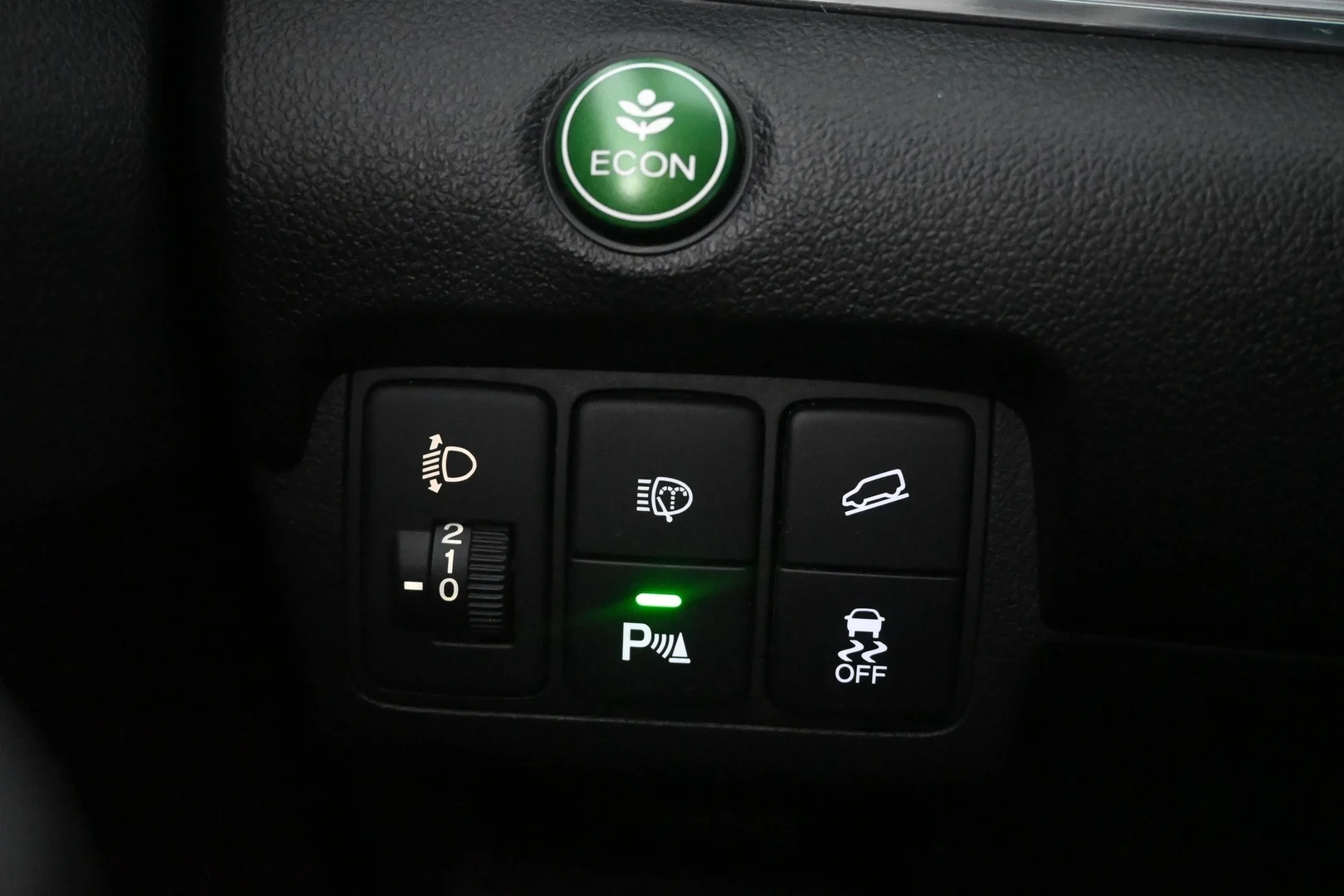 Car Image - 2KSeeNvwxP0KiiVEL7oAqD