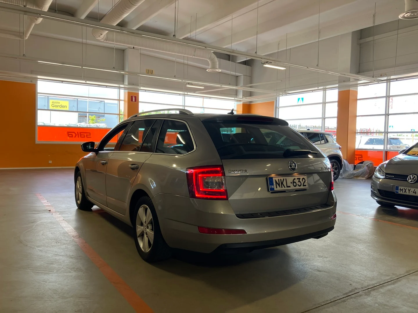 Car Image - 6Zwv4Bhb5HFgwTf6CiTcax
