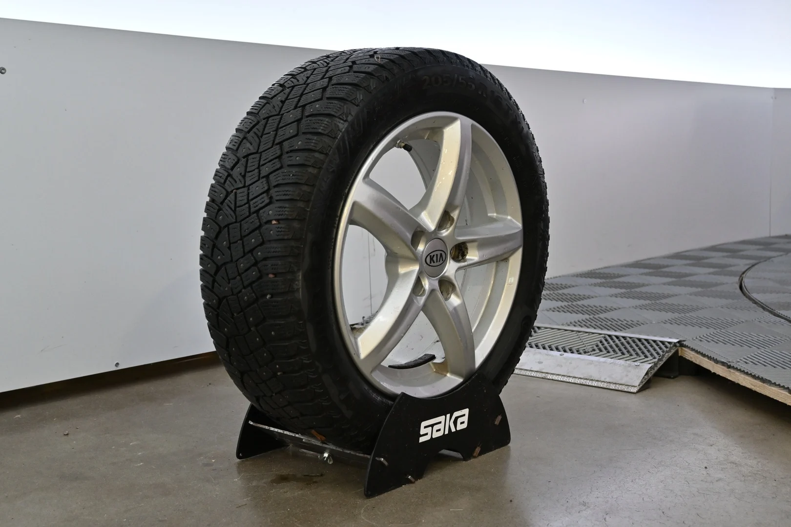 Car Image - 4idhew2gEs1ETTdf80fpf