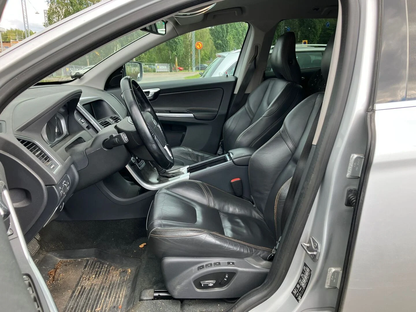 Car Image - 3pbqIWhiimvNeN4kon0ysu