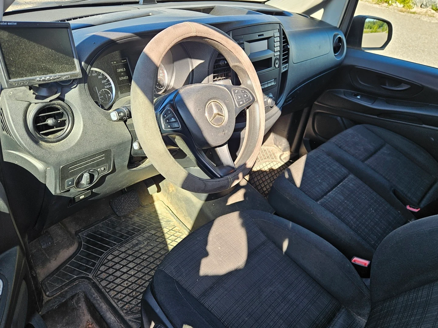 Car Image - 2m21UGrTf5aqen1Dp84RFO