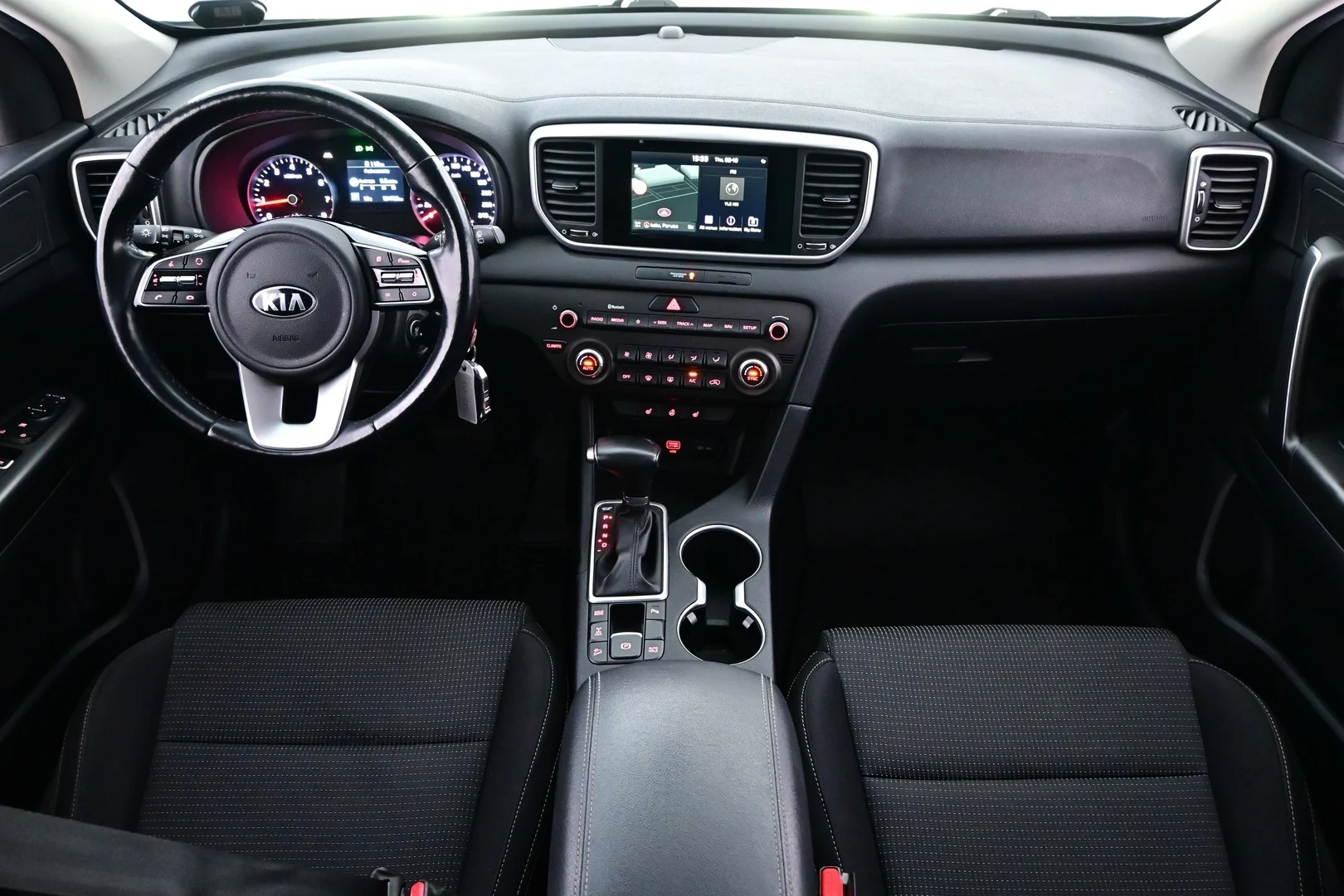 Car Image - 4gAnQzLjiN9oEIl3LR7AwU