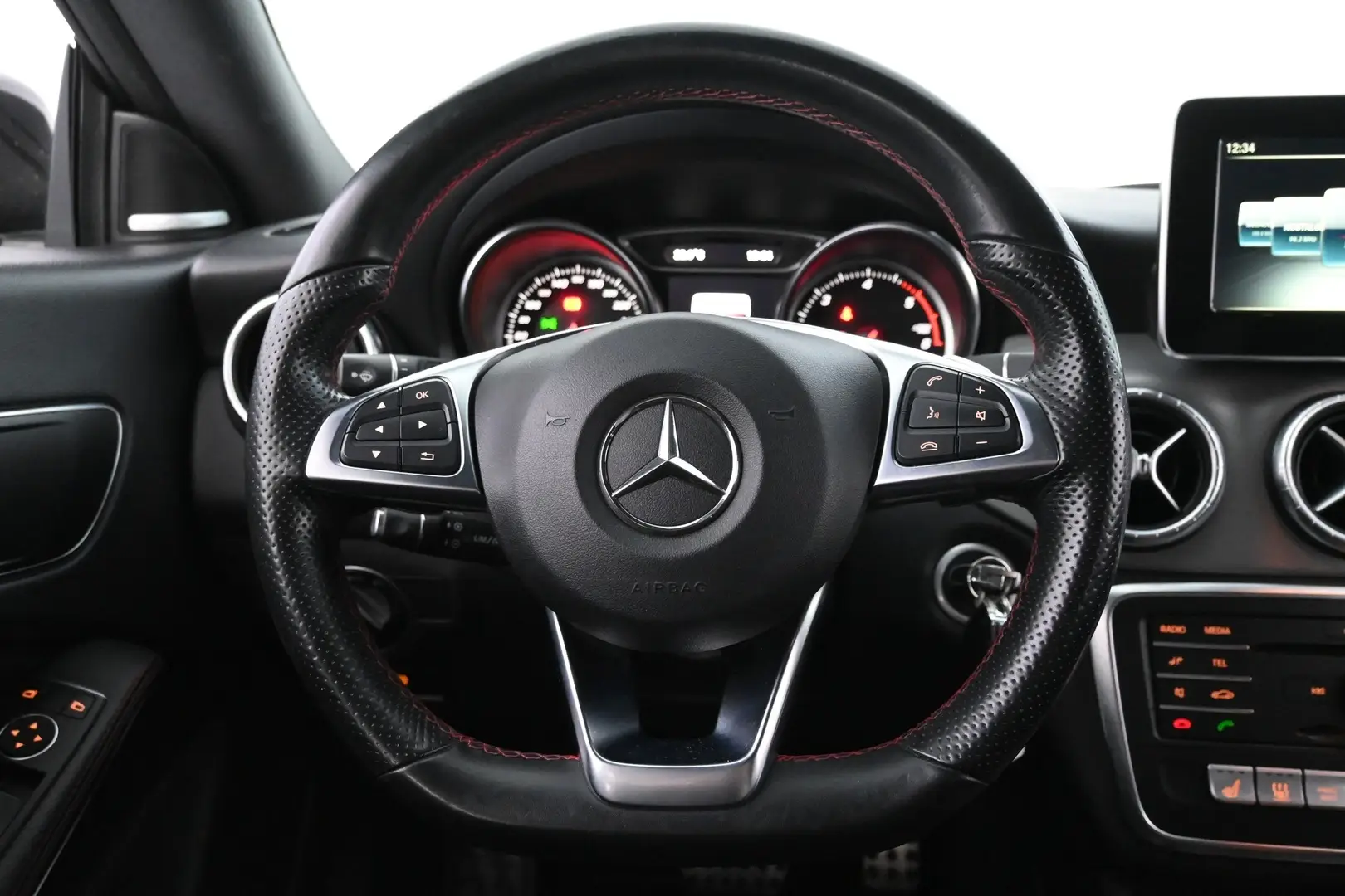 Car Image - 5b5Xga2ytzmQ3vgQAue4Rk