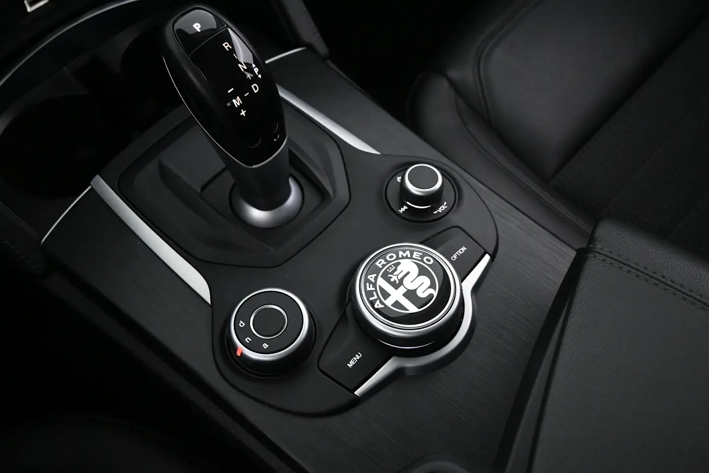 Car Image - 4Ge4Ri8XGkDMDgJoeSroFw