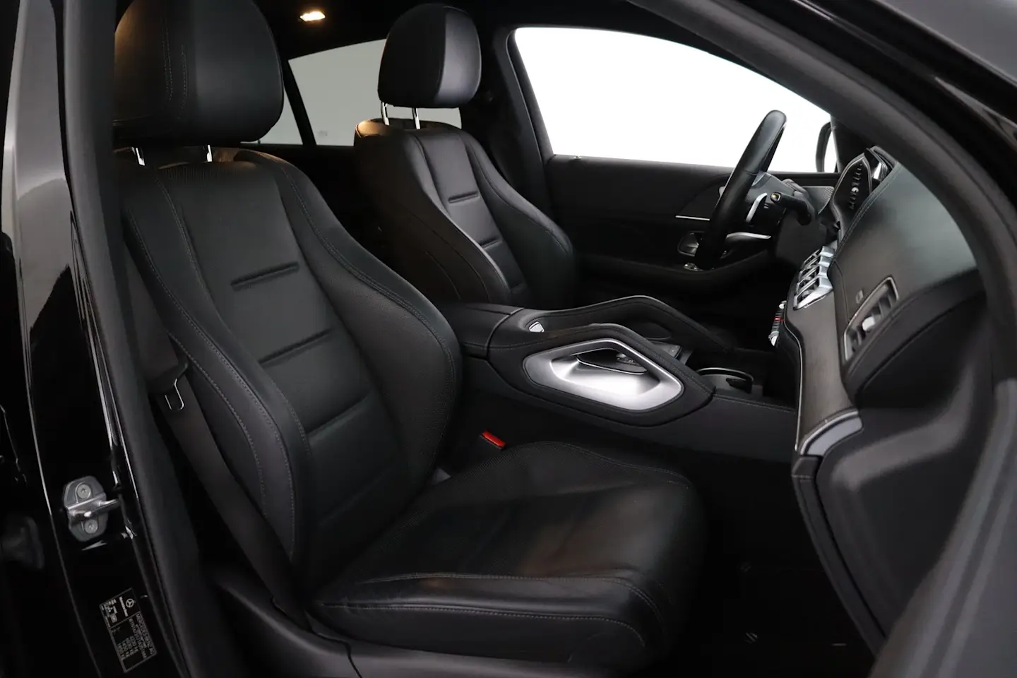Car Image - 2Cky1F6YdLD34FSpbQ8Nns