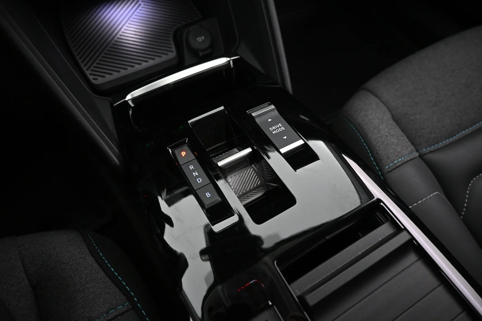 Car Image - 14IBUCQfHLb7pf6Lt3eP2n
