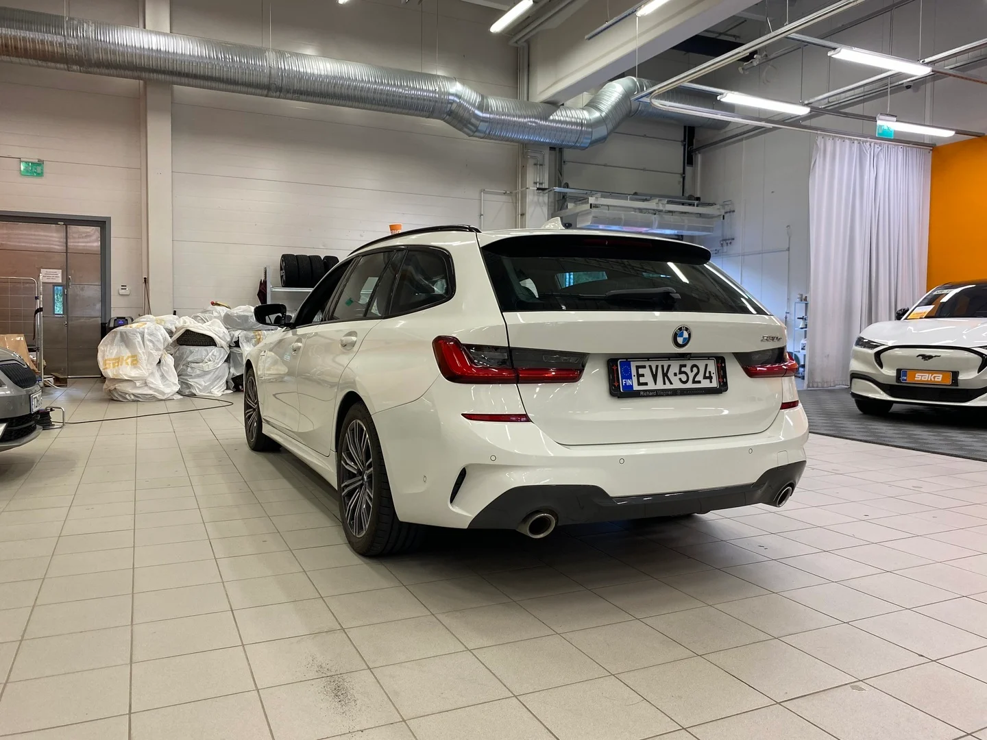 Car Image - 4jUh3oQoMIKZncS9uVESP2