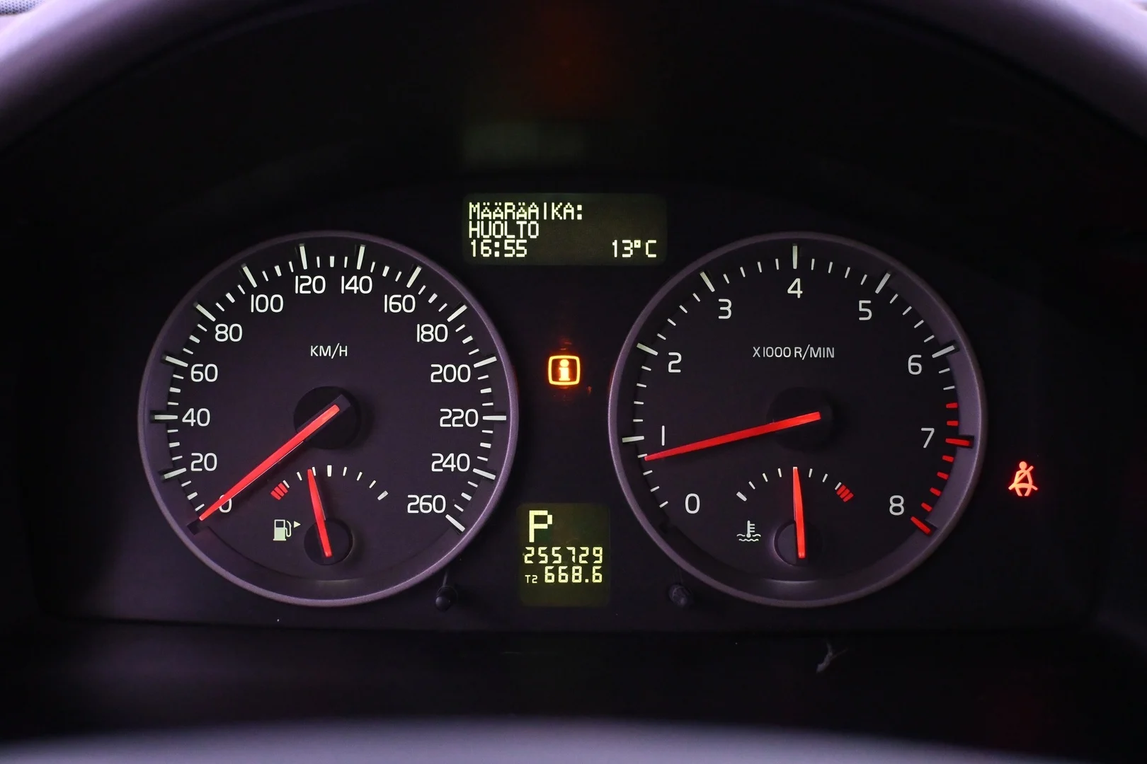 Car Image - 74ZtFqgHEAoKGPhB5L1fy6