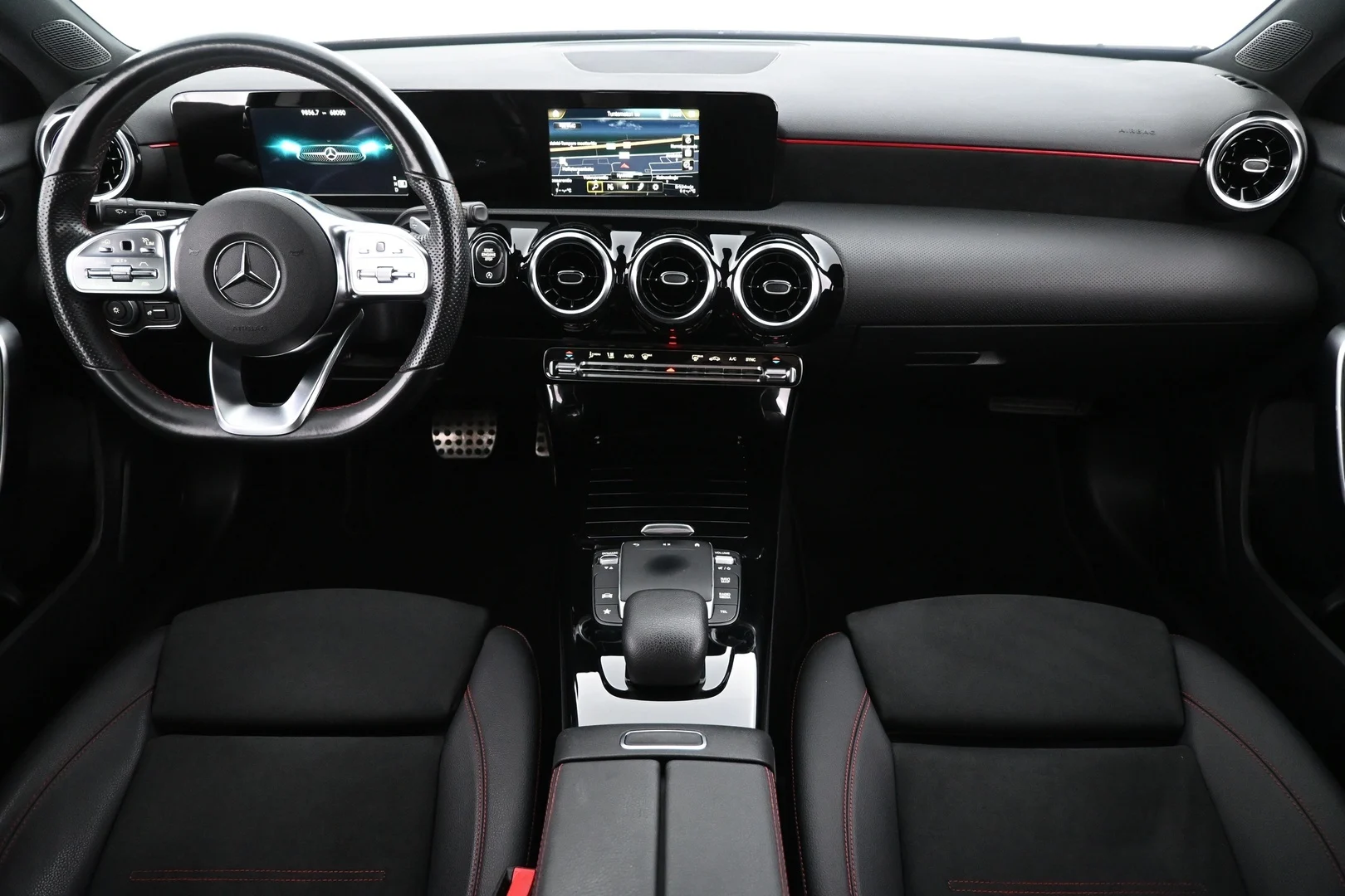 Car Image - O8CbNdHjqIHxYOIkIdSQe