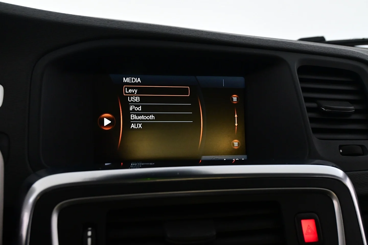 Car Image - 1H55PxkJiOo2zJN0CHLXNA