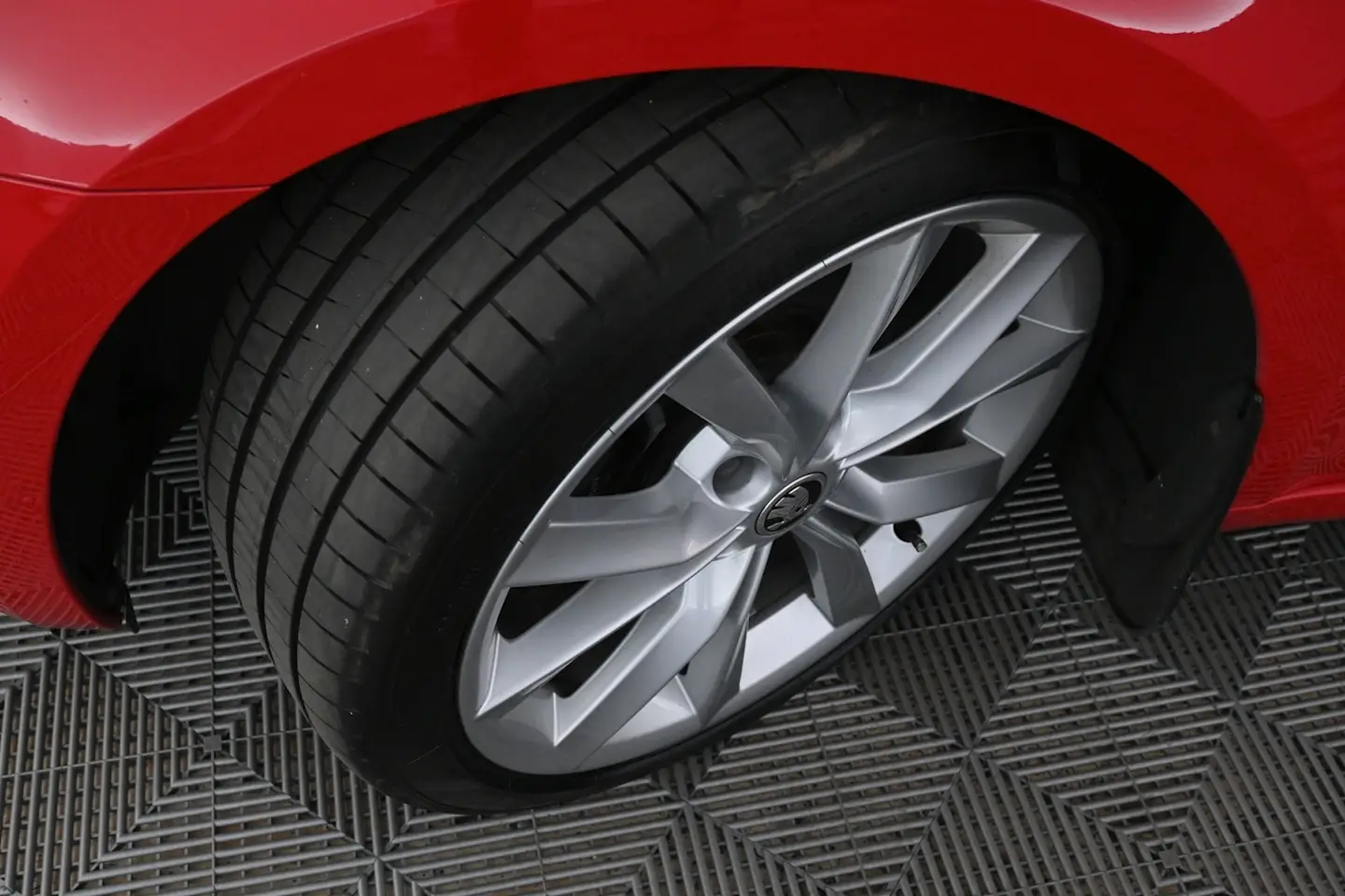 Car Image - 7gDKYbxW2x4YQO53LQmxgs