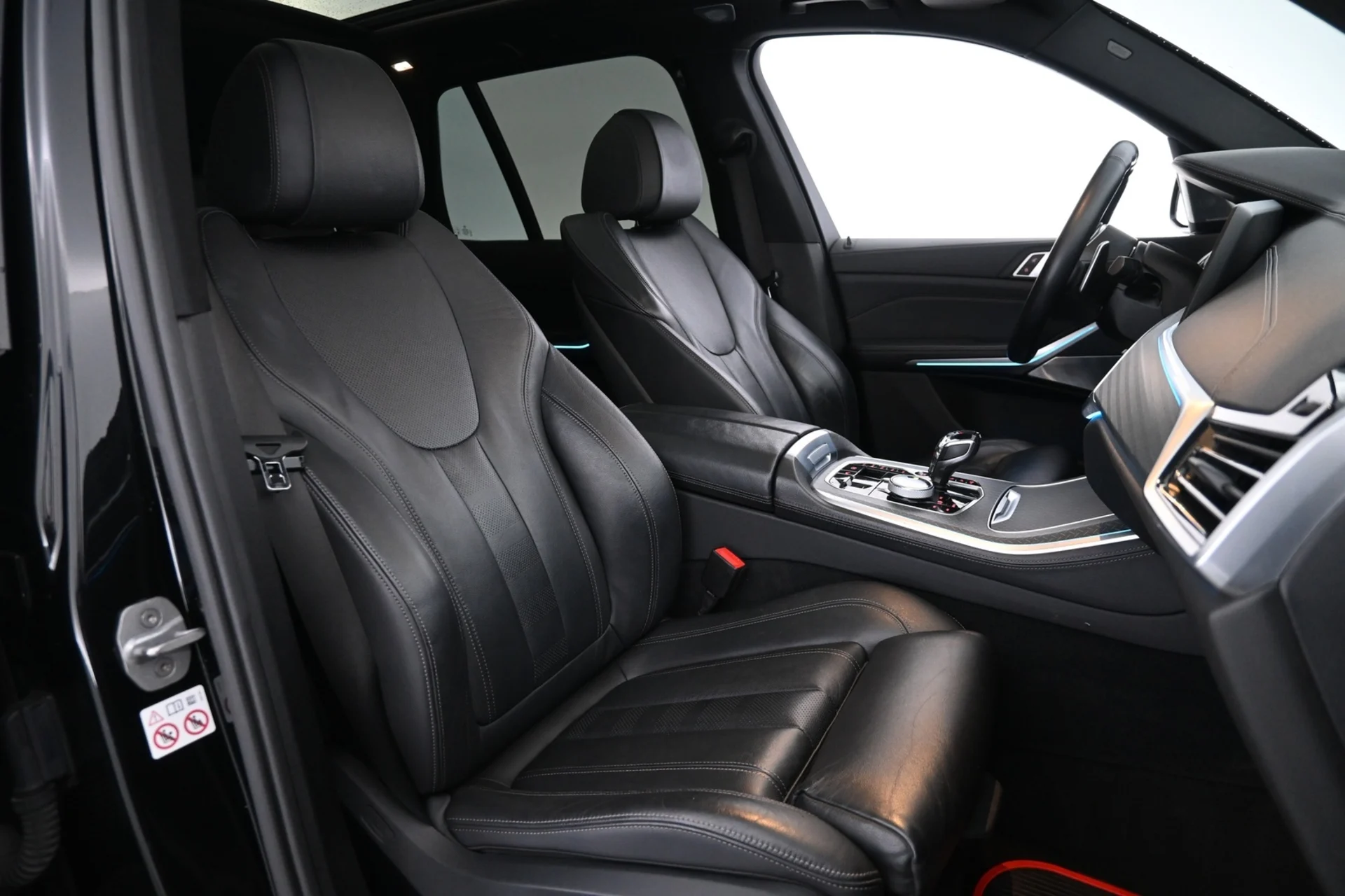 Car Image - 5mG930QE5bNKqhsCRKS2zC