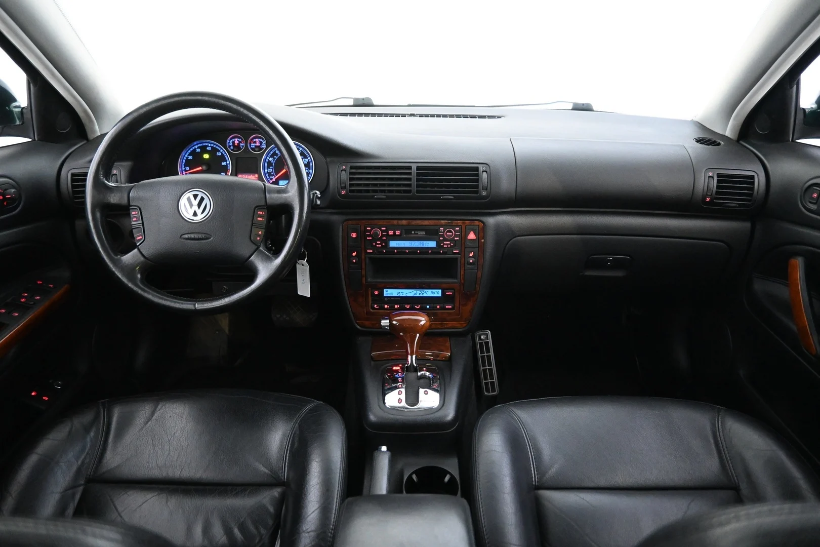 Car Image - 5dYeId5U2EYDHuhEids3N7