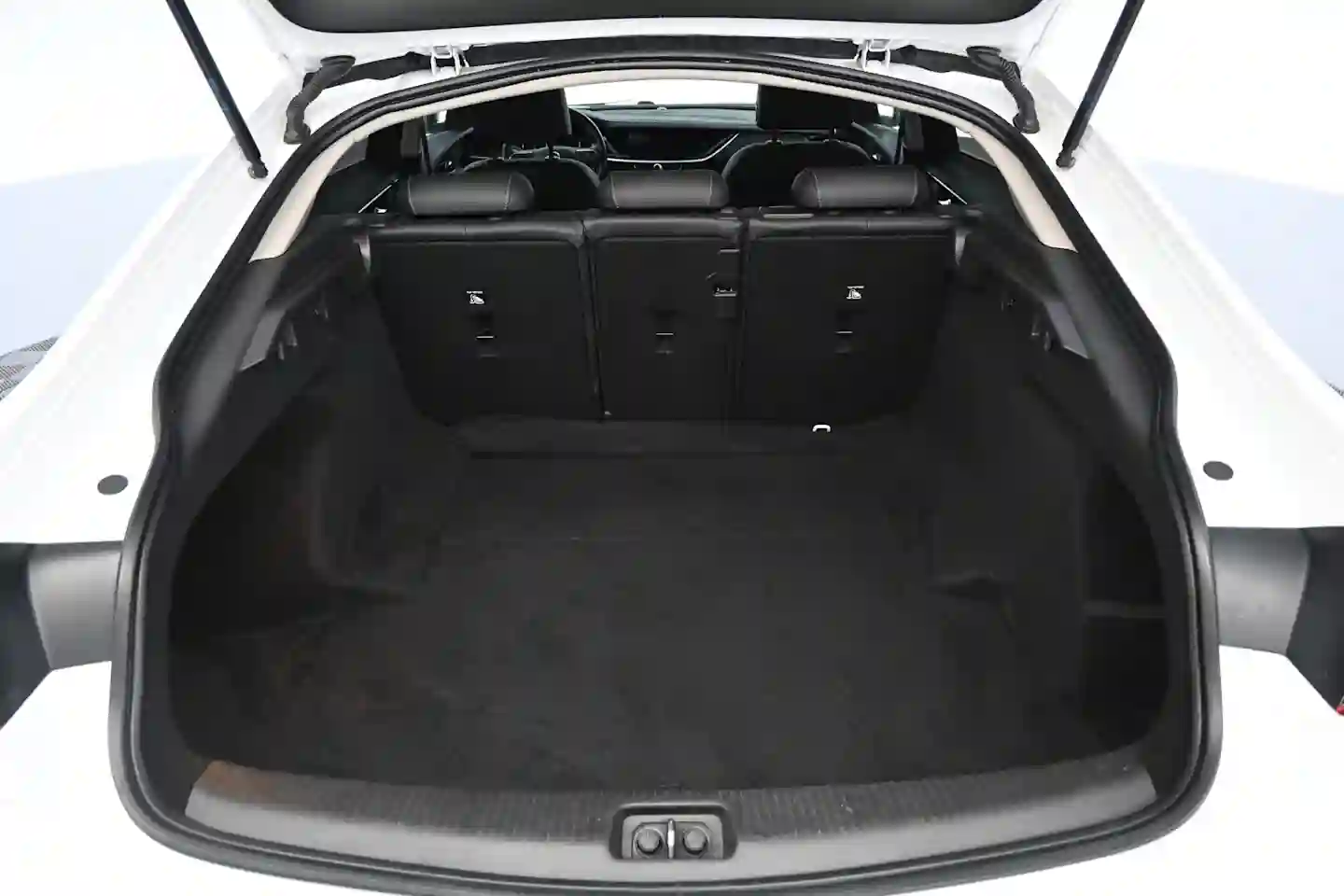 Car Image - 5xJFRu1VnTbVS2bw02nVx1