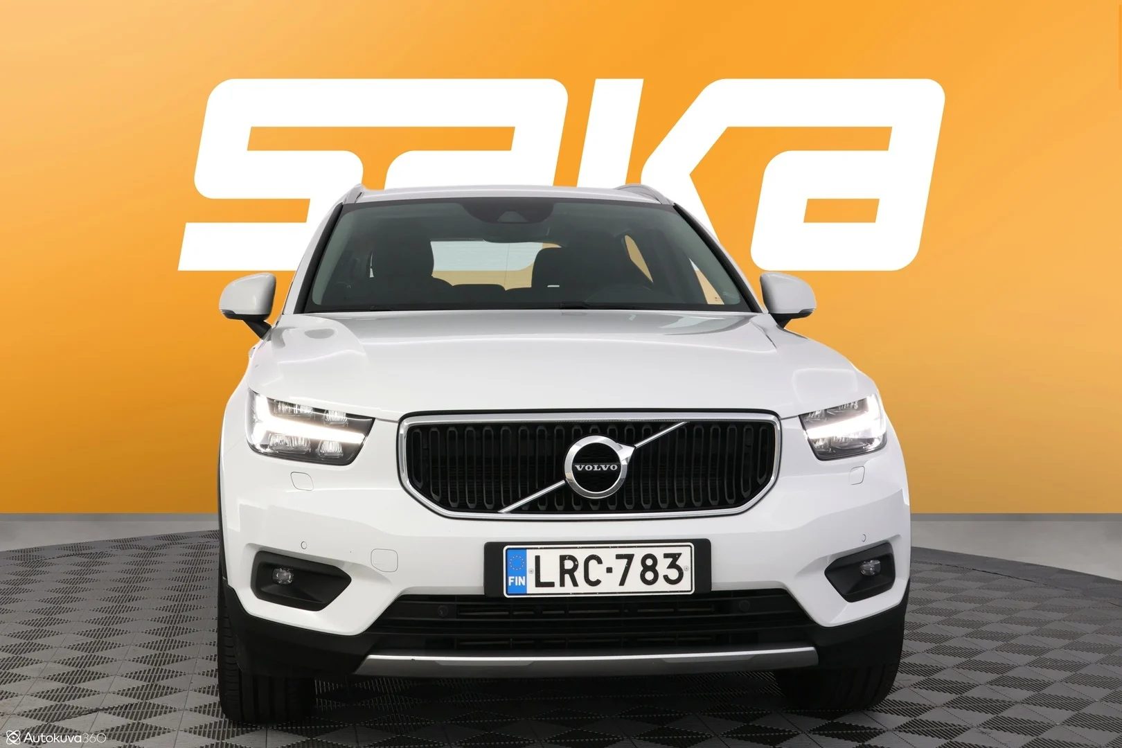 Car Image - 40dtQzLDzg7l5wRealjv08