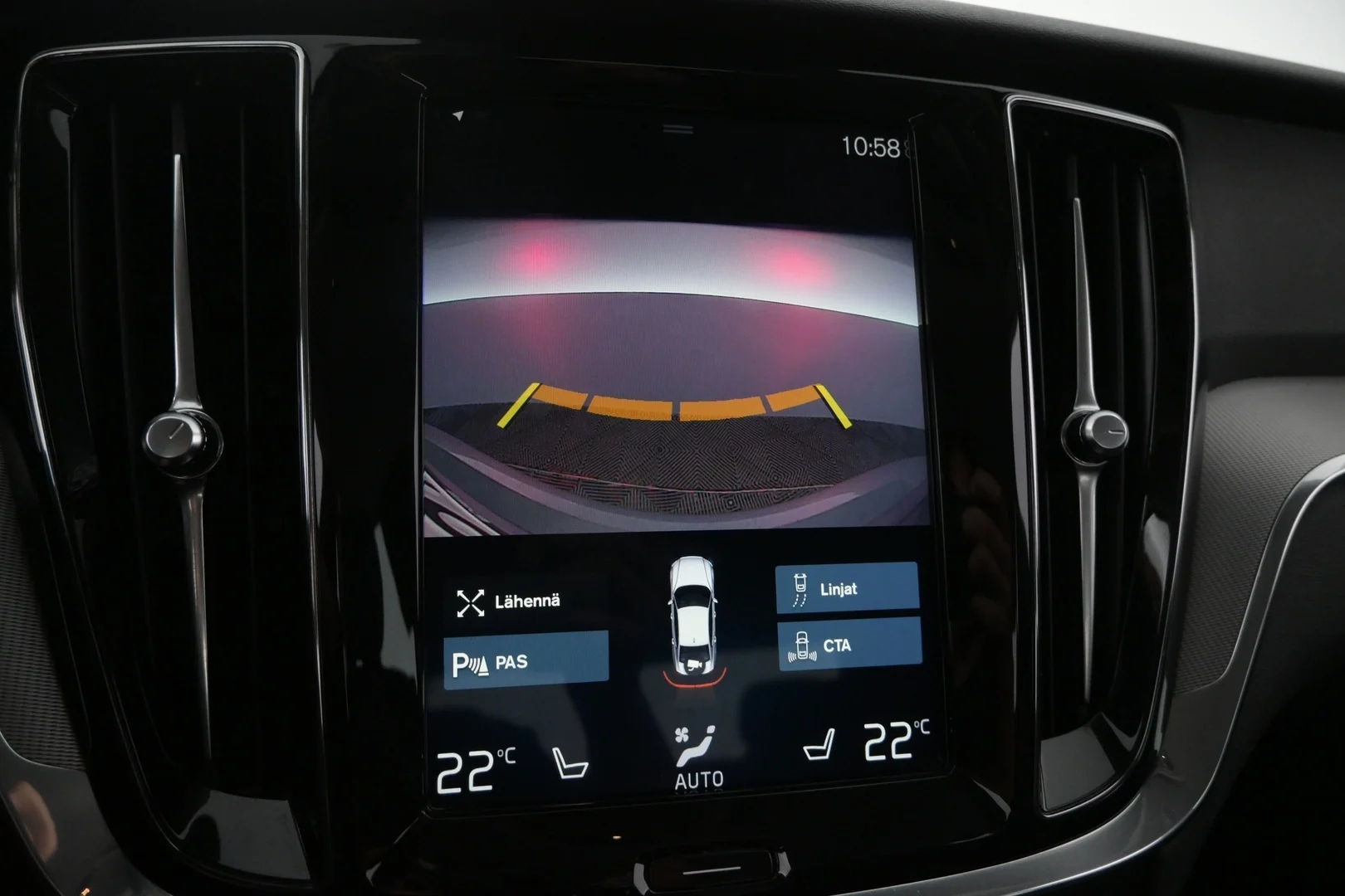 Car Image - 3a0JDmYQ66mCryKzmQ0sws