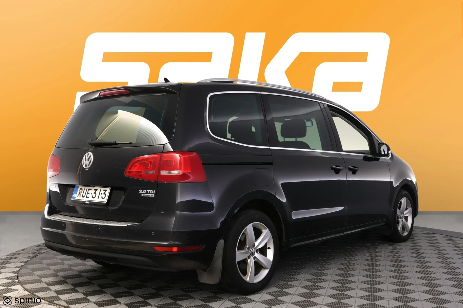 Car Image - q7E2zPZMD7lno2XxLv51q