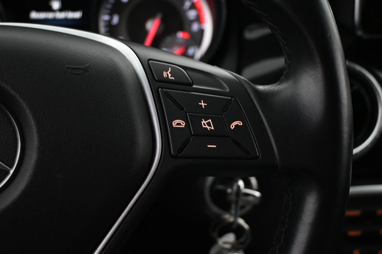 Car Image - 7ymMi03SbAgx9xkMzeZXl3