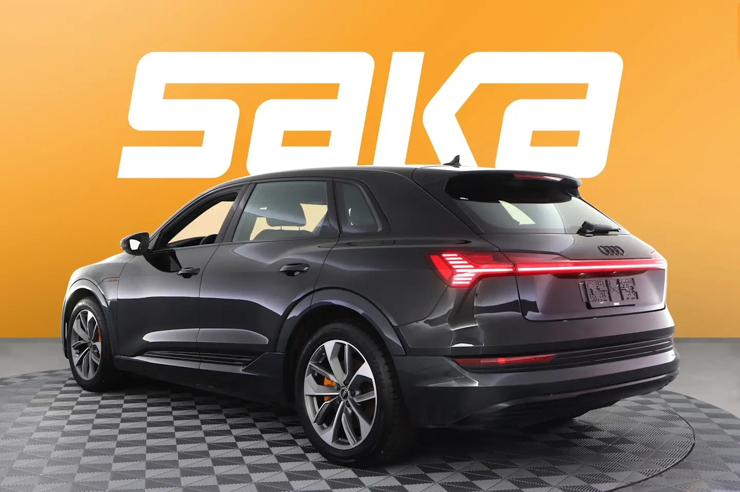 Car Image - 3k2y8c4jgCi7VT7V6WHUvK