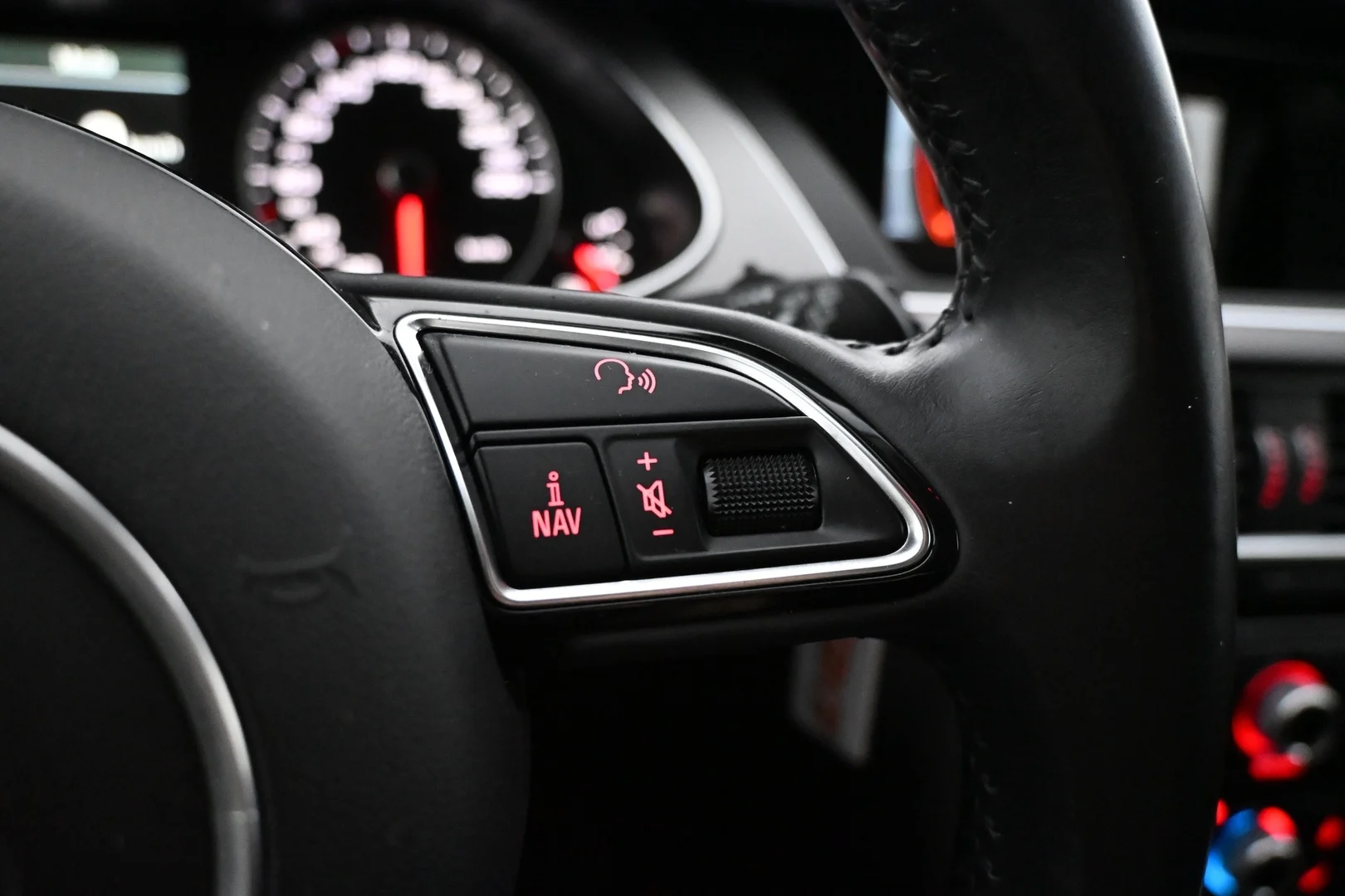 Car Image - 52ecMFkkl597ONUIAdde5w