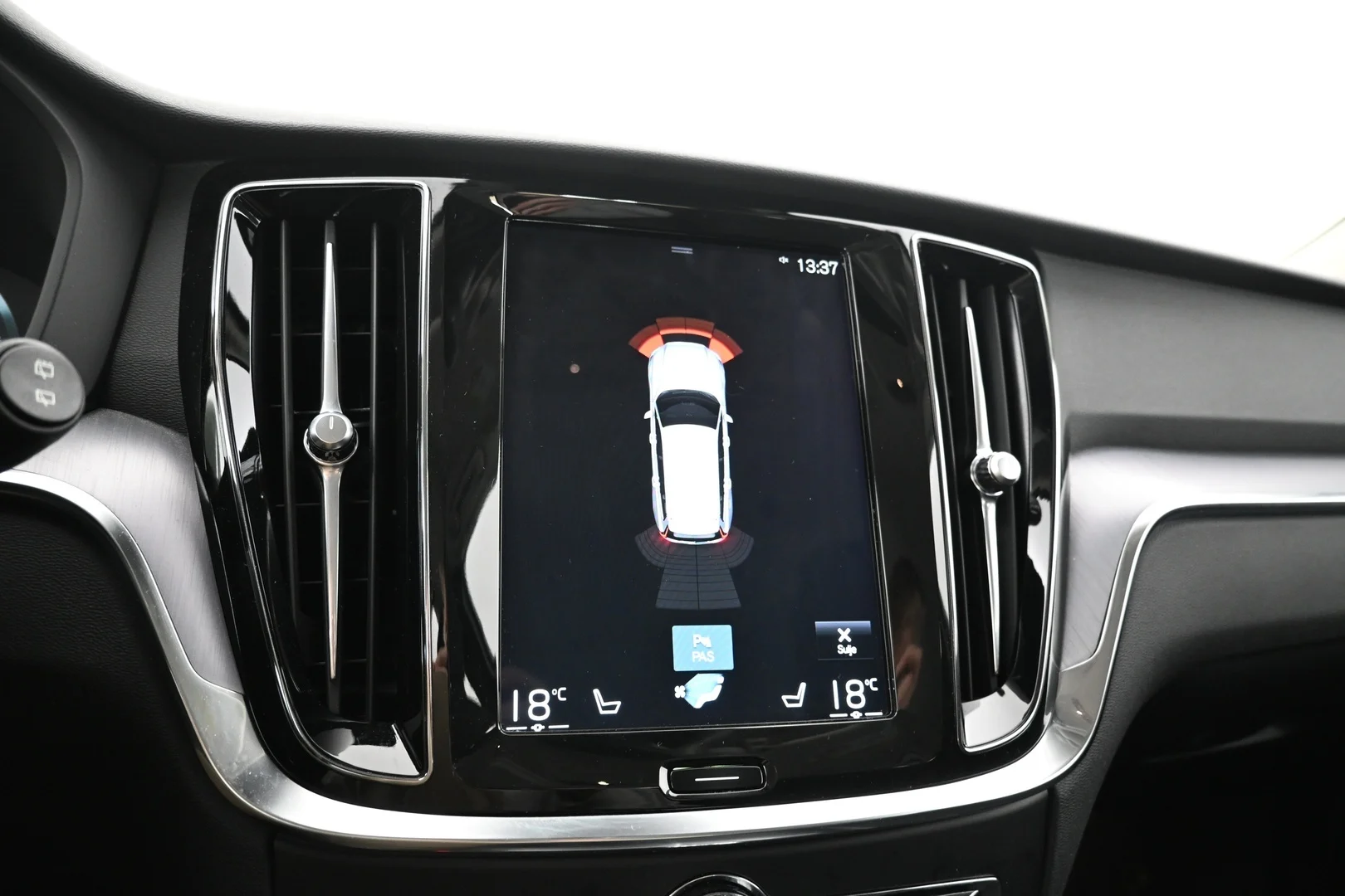 Car Image - 1oa9VM3hbfC195MKhuZAYQ