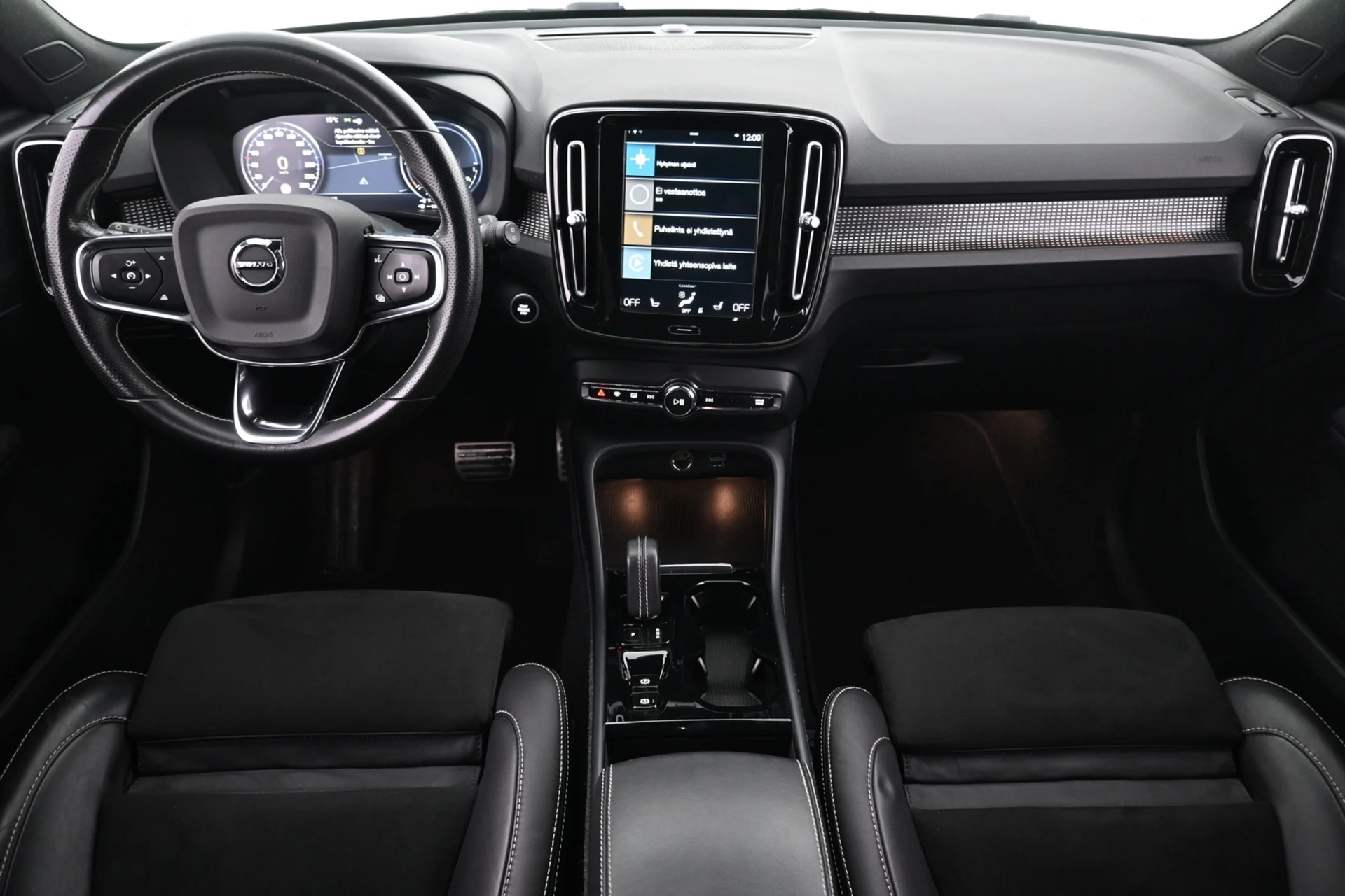 Car Image - 1LO32Q4XUIiU3pkQYiJ5eV