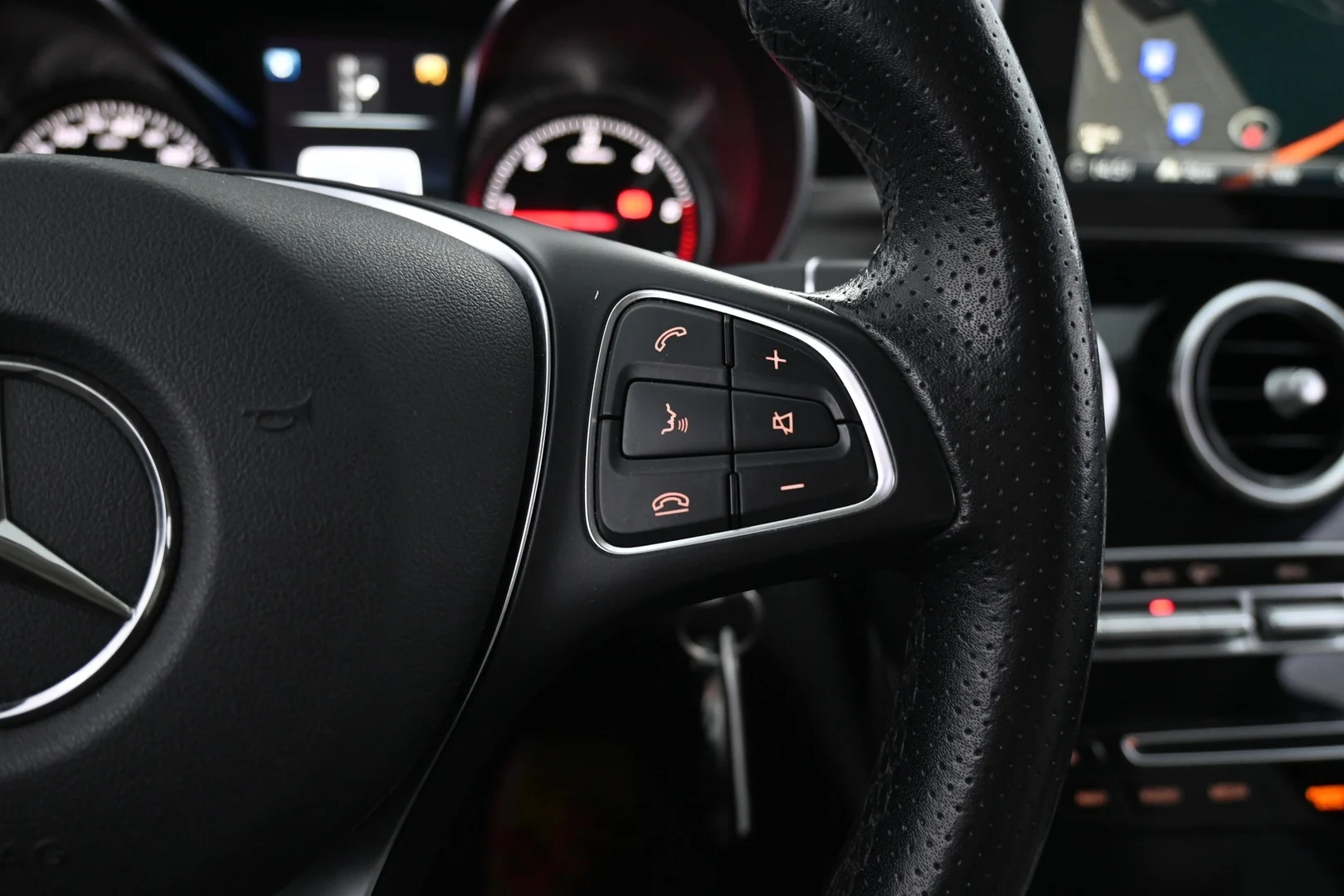 Car Image - 16x3txL7Gh68v6AJHuMkIt