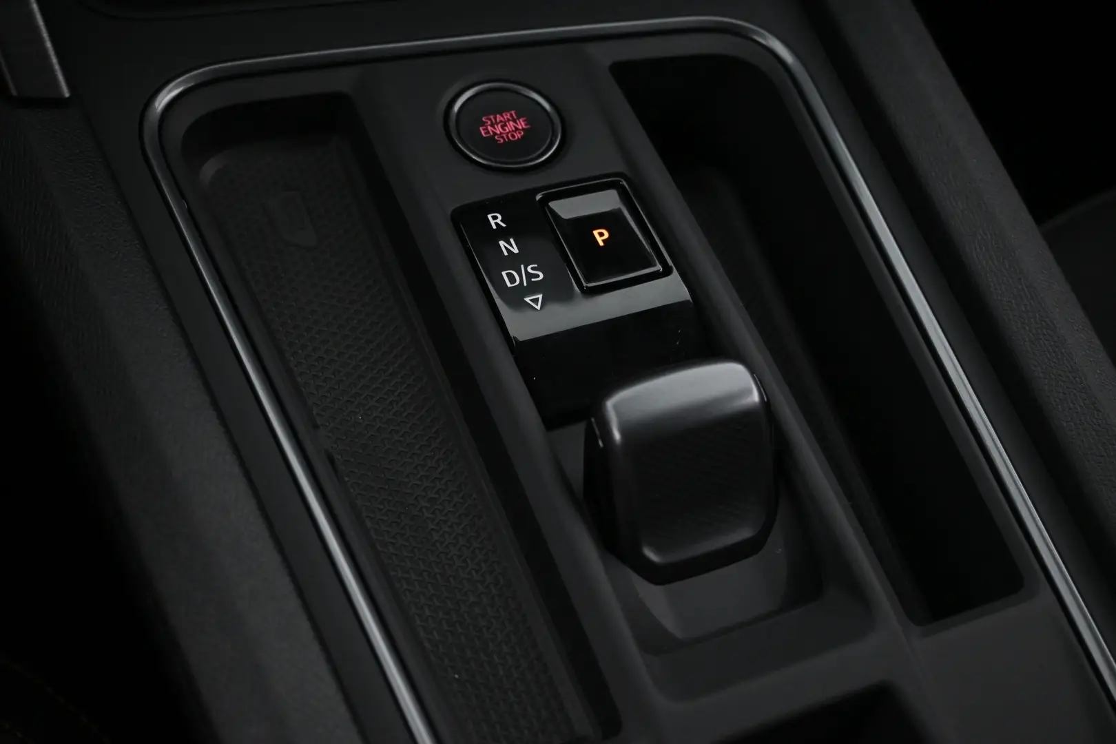 Car Image - 5K9mIfQ925ufVD0fpNlvmv